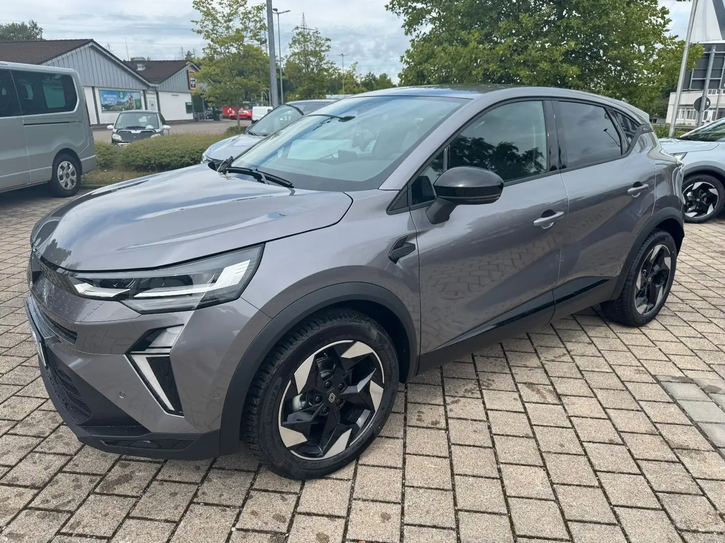 Renault Captur 2 Techno ECO-G 100 Gri - 1