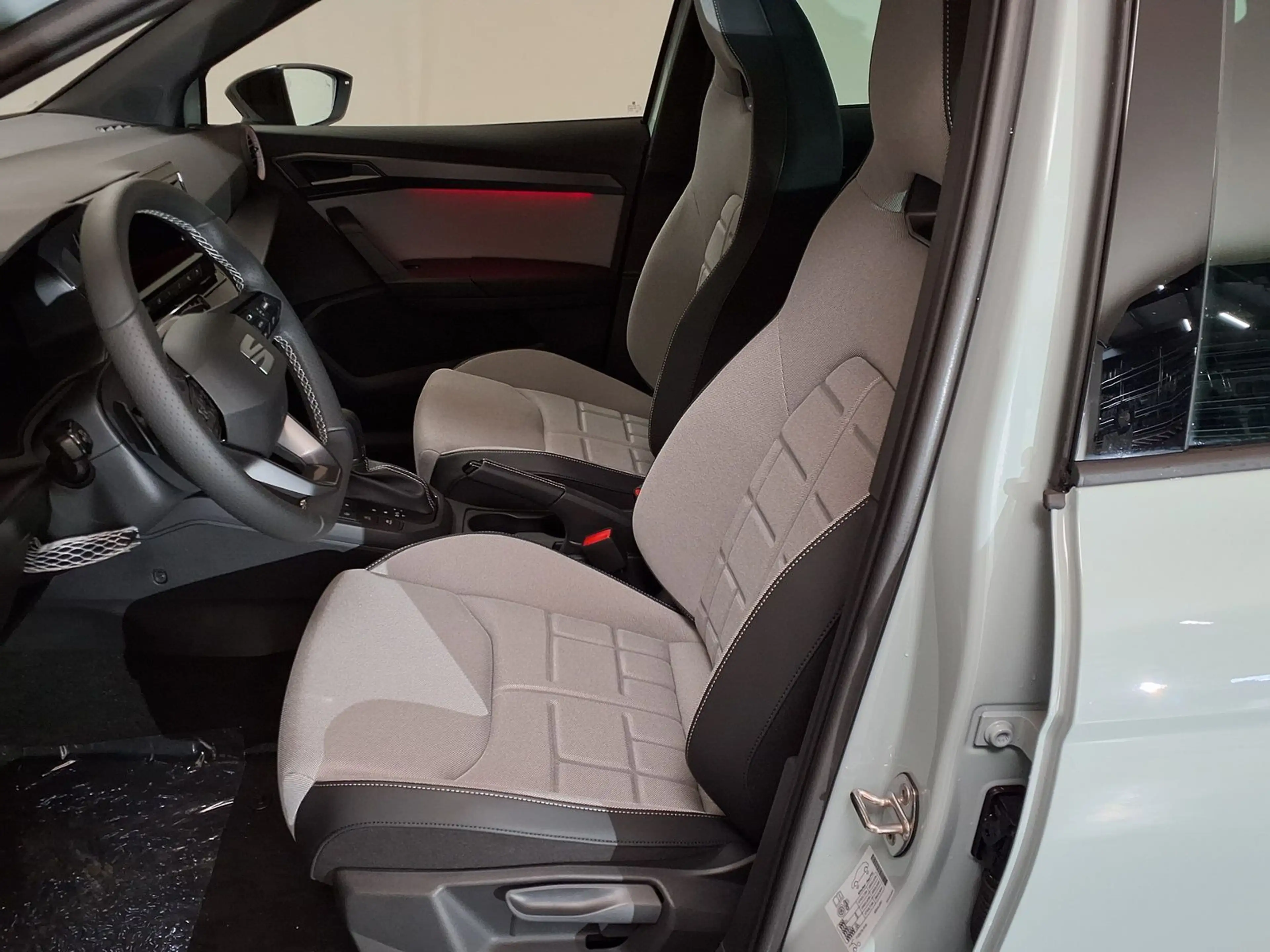 SEAT Arona FR 1.5 TSI 7-Gang-DSG Automatik — photo 9