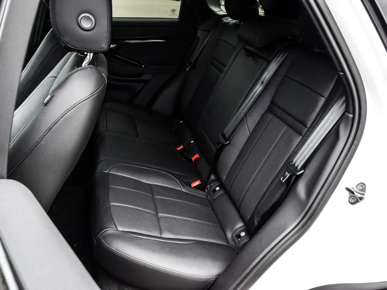 Land Rover Range Rover Evoque снимка Land Rover Range Rover Evoque