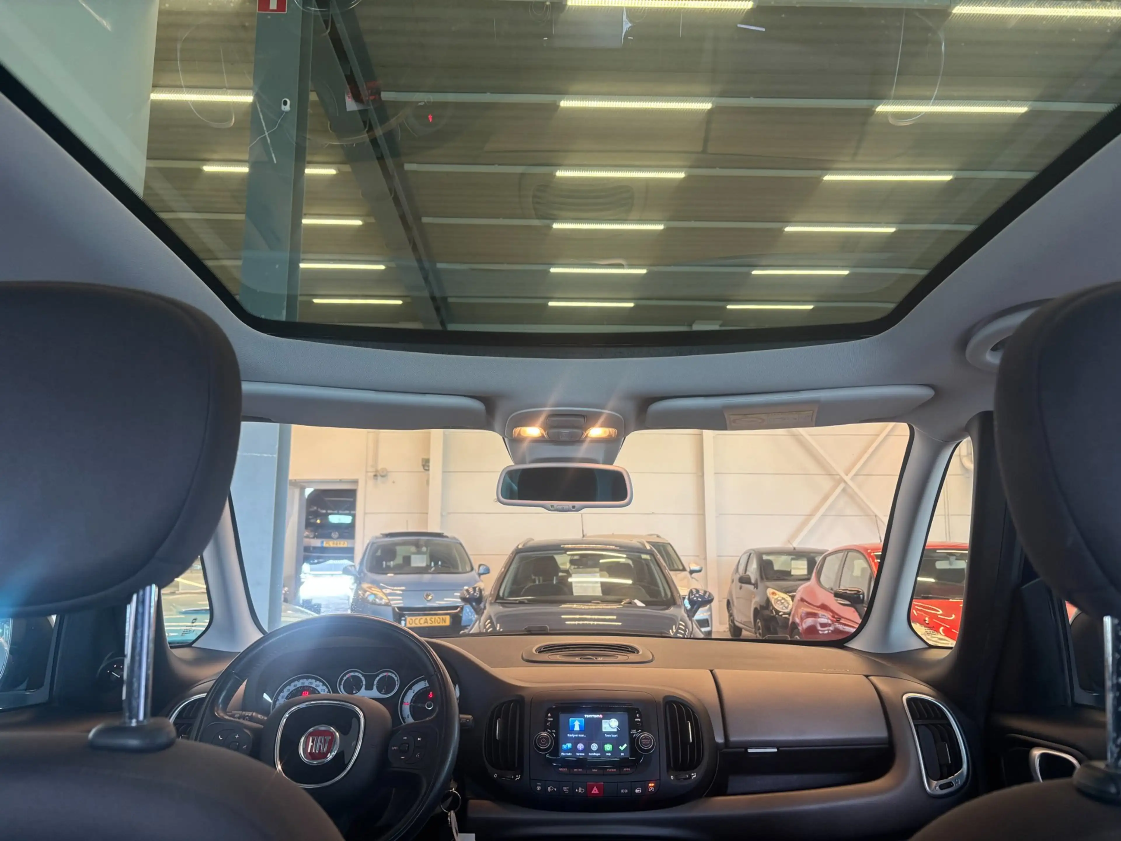 Fiat 500L 0.9 TwinAir Lounge | Panoramadak | Cruise | PDC | — photo 23