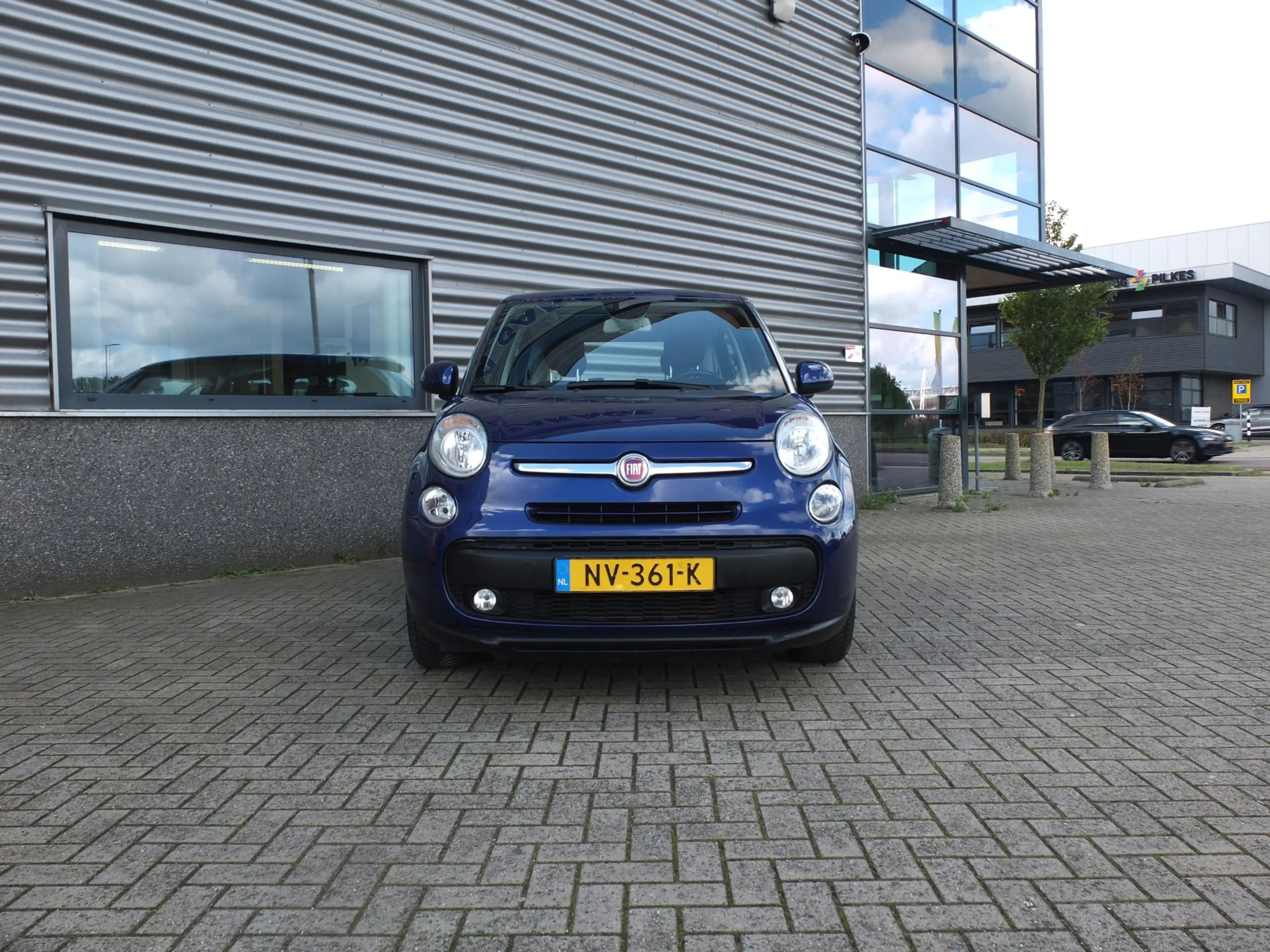 Fiat 500L 0.9 TwinAir Lounge | Panoramadak | Cruise | PDC | — photo 4