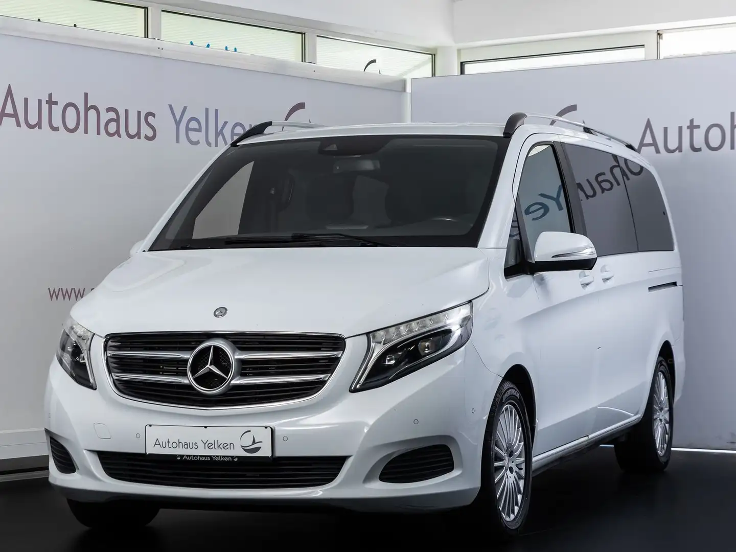 Mercedes-Benz V 250 d Edition lang *LED*NAVI*AHK* Wit - 1