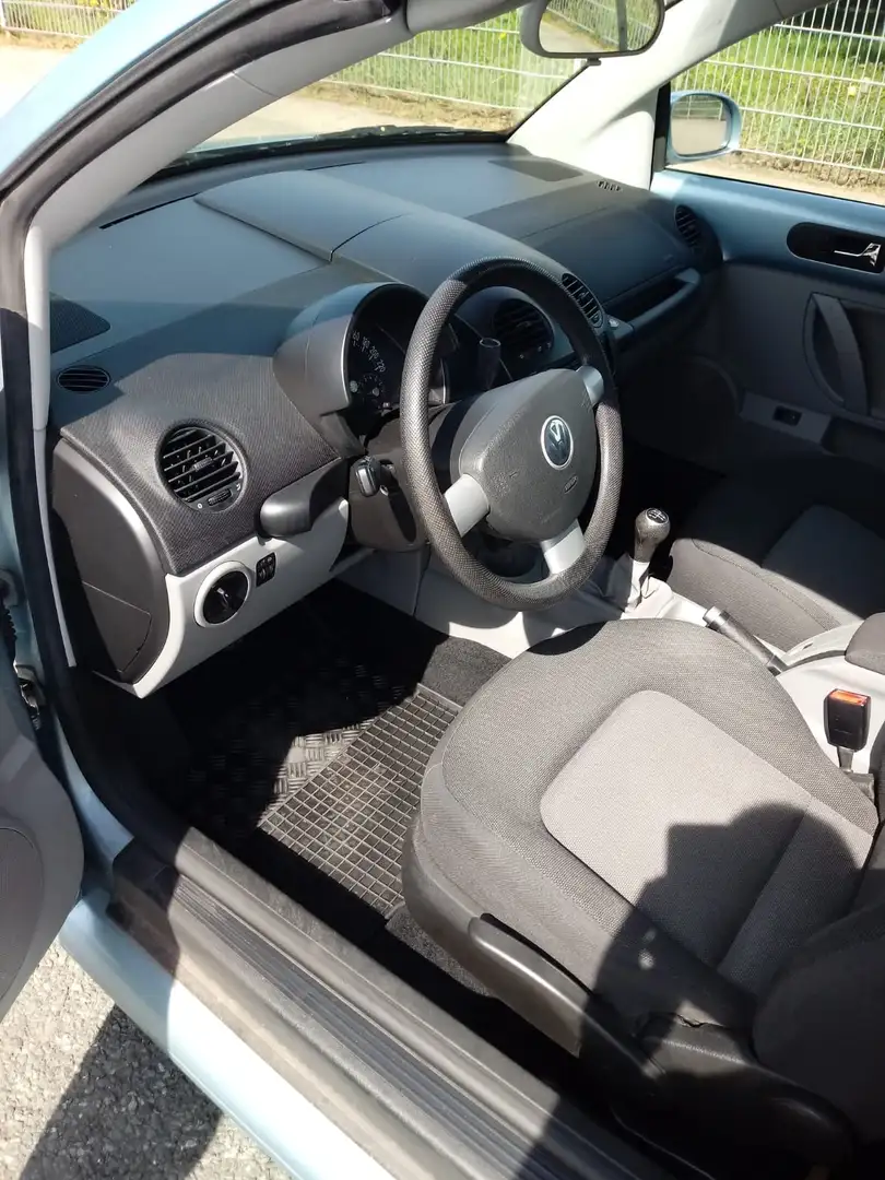 Volkswagen New Beetle New Beetle Cabriolet 1.6 Blau - 2
