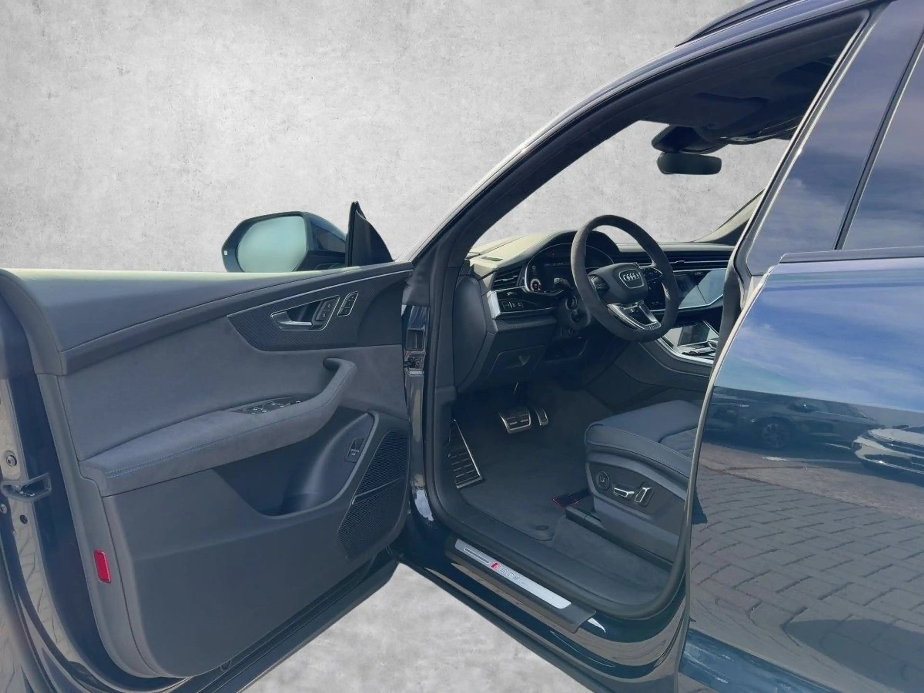 Audi RS Q8 SUV performance *MATRIX*B&O*PANO*LEDER* — photo 7