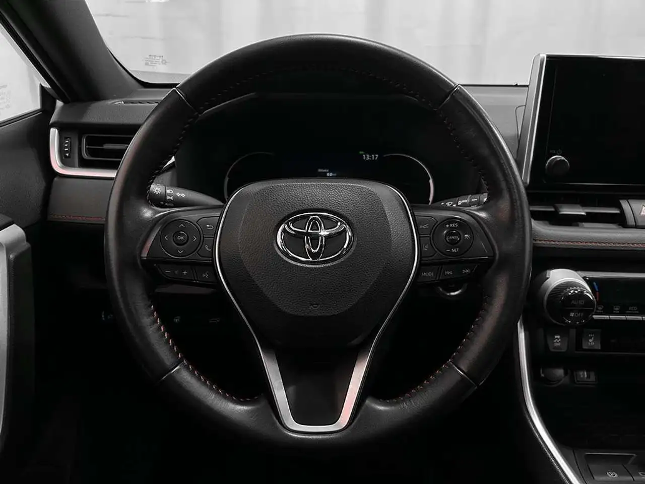 Toyota RAV 4 Prime снимка Toyota RAV 4 Prime