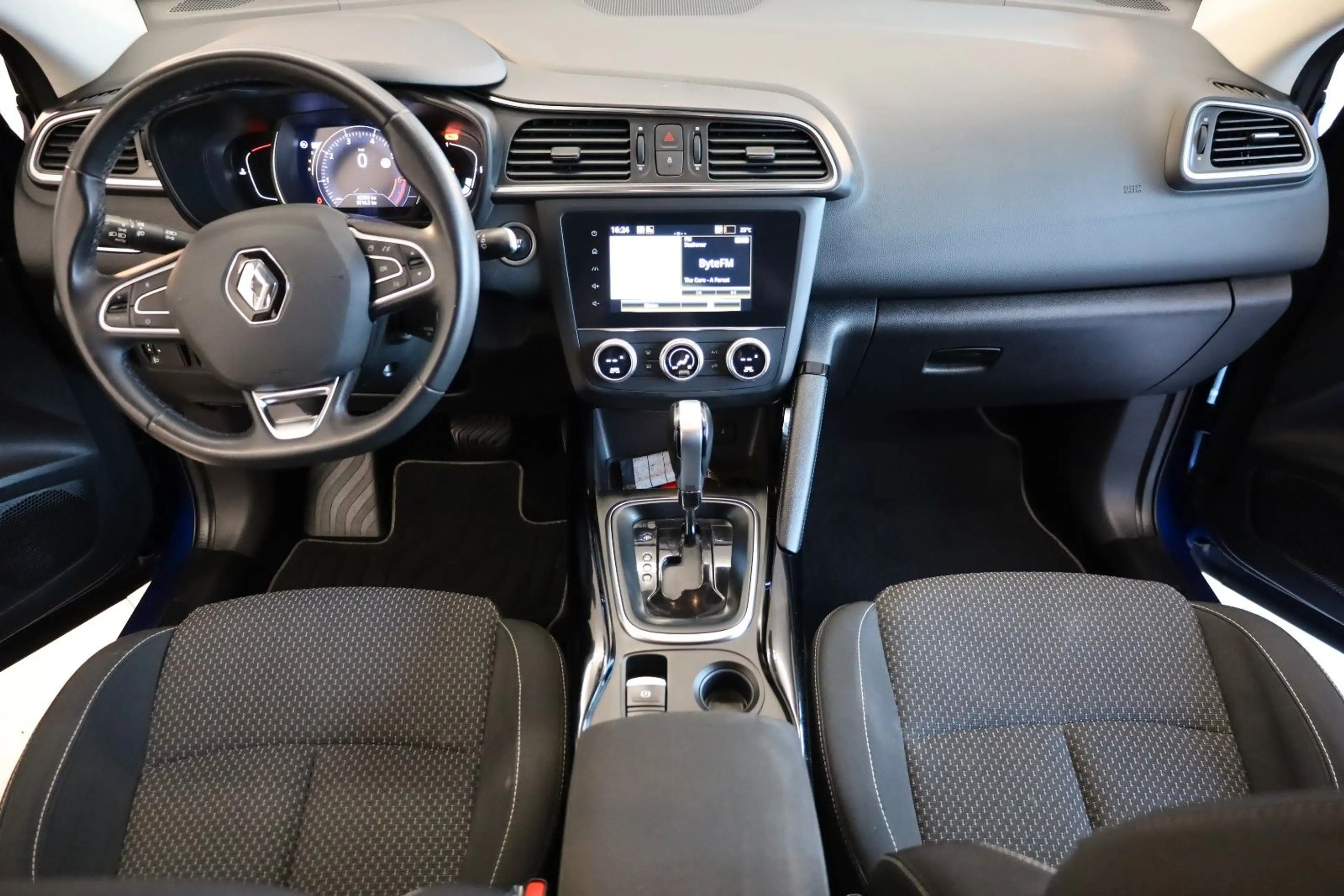 Renault Kadjar Limited / Navi / PDC v+h / Garantie ! — photo 10