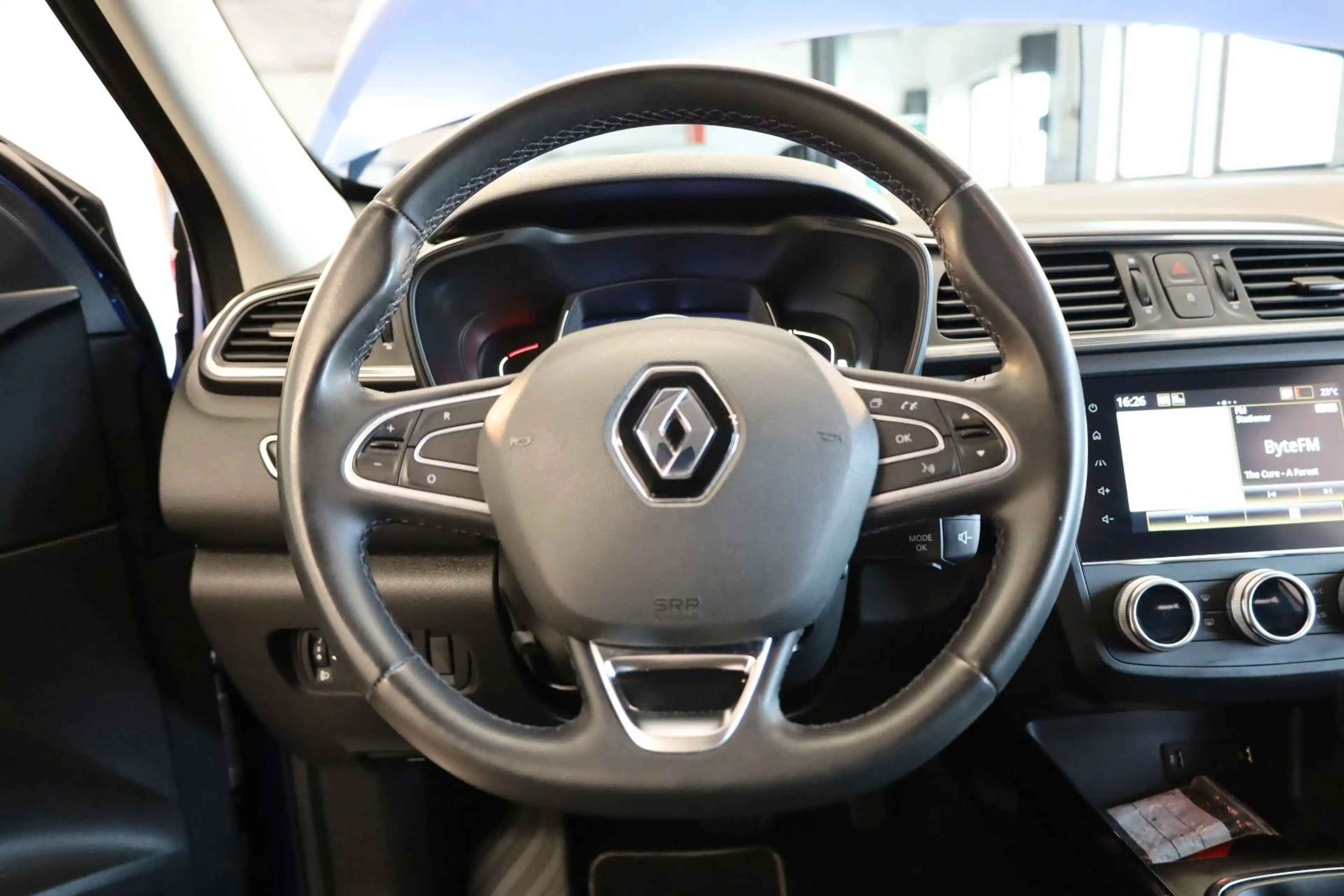 Renault Kadjar Limited / Navi / PDC v+h / Garantie ! — photo 13