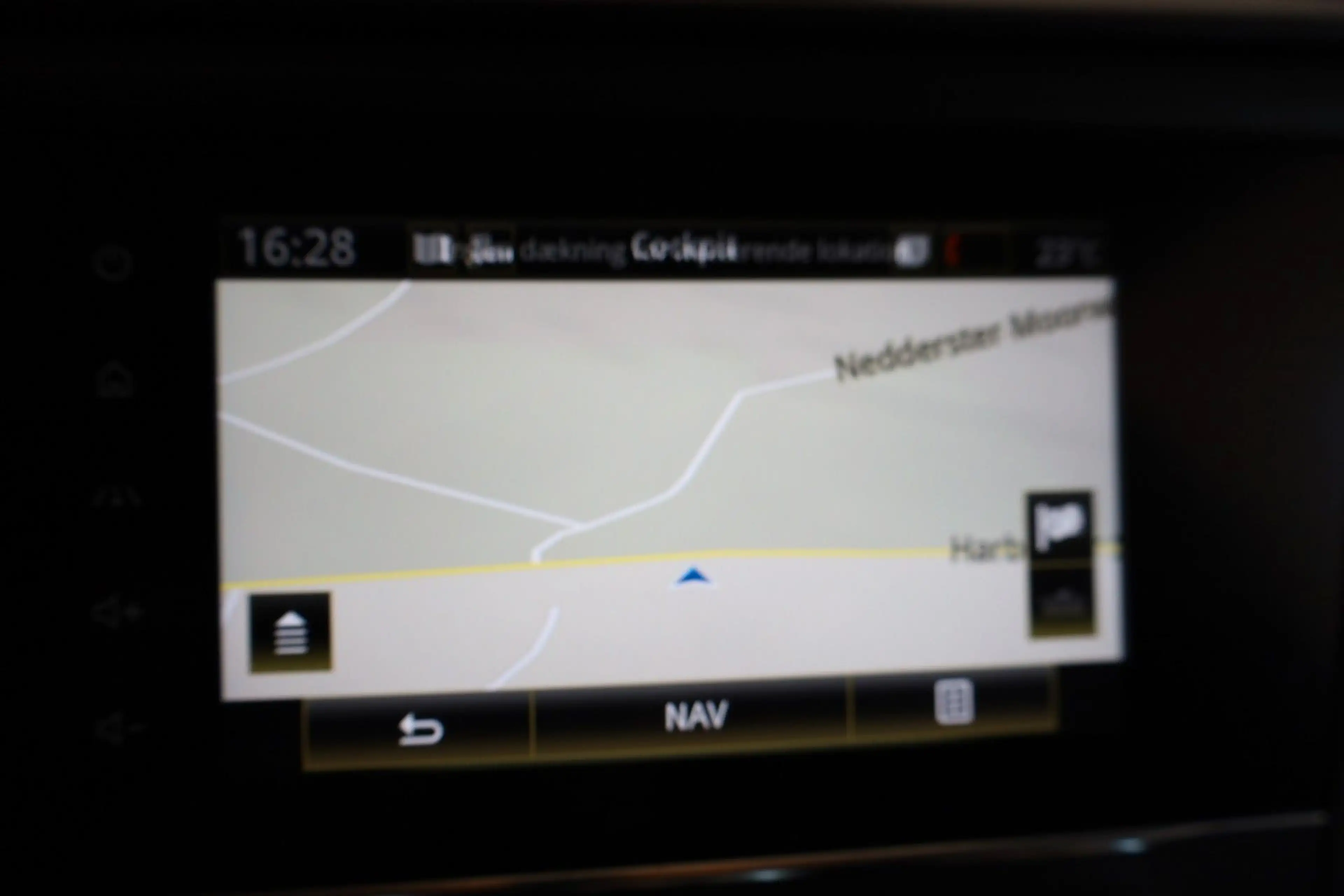 Renault Kadjar Limited / Navi / PDC v+h / Garantie ! — photo 15