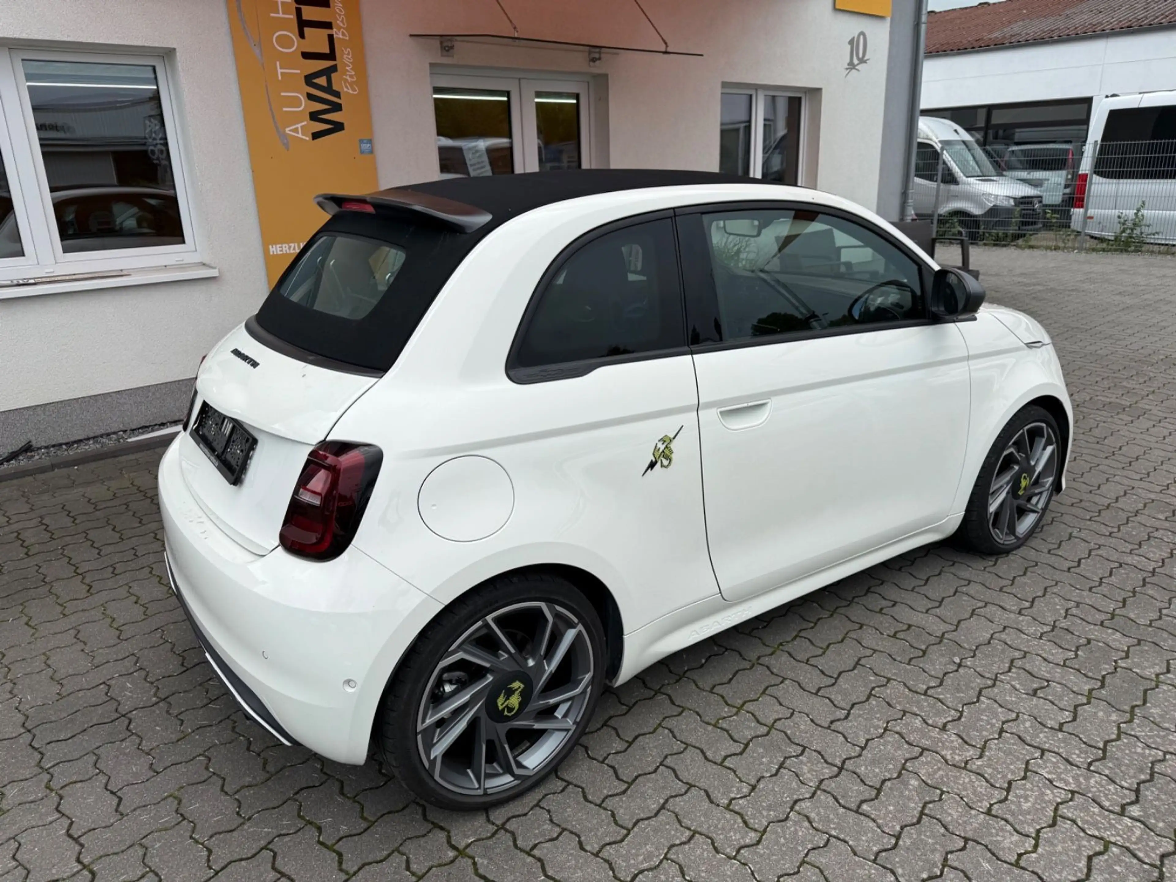 Abarth 500e 500 e Cabrio Turismo=Mwst-Kamera-Carplay-= — photo 8