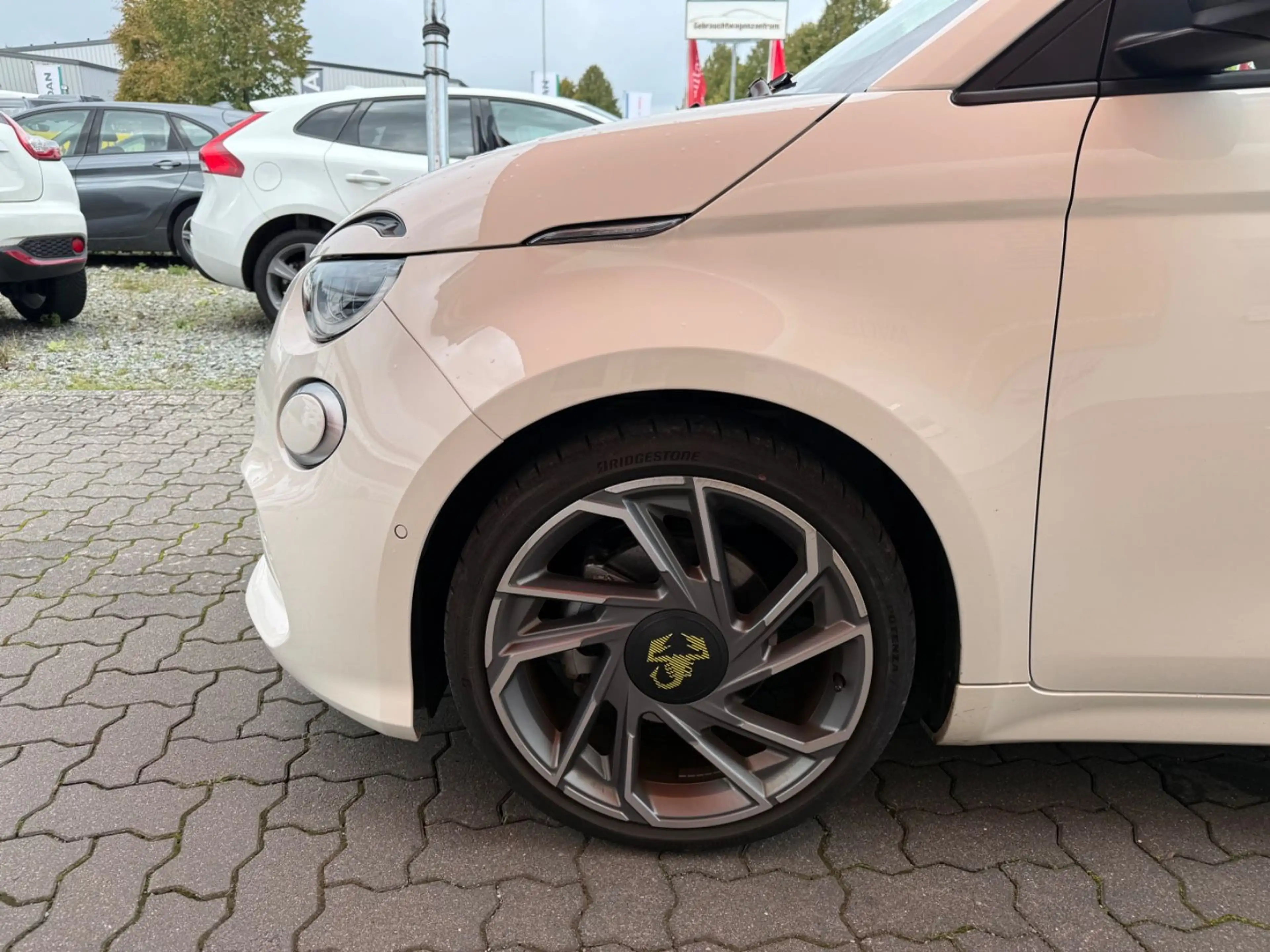 Abarth 500e 500 e Cabrio Turismo=Mwst-Kamera-Carplay-= — photo 4