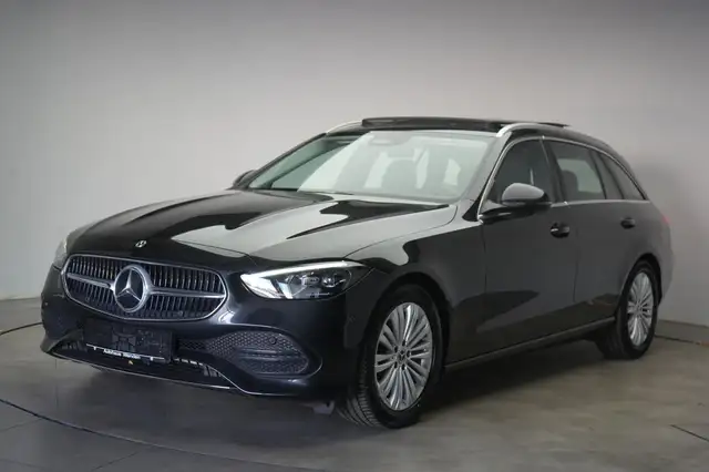 Mercedes-Benz C-Class view 3