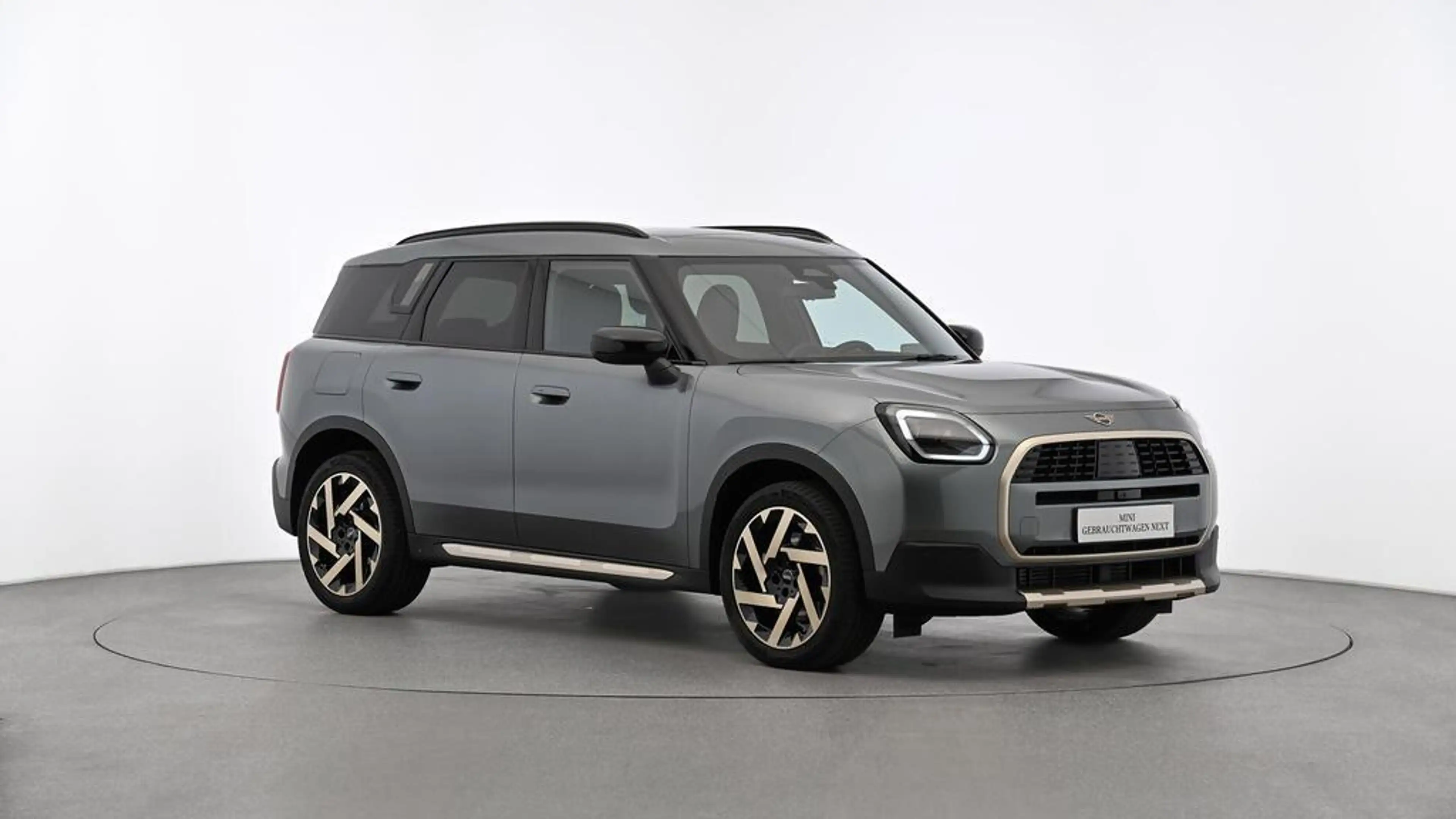 MINI Countryman C Favoured Trim — photo 14