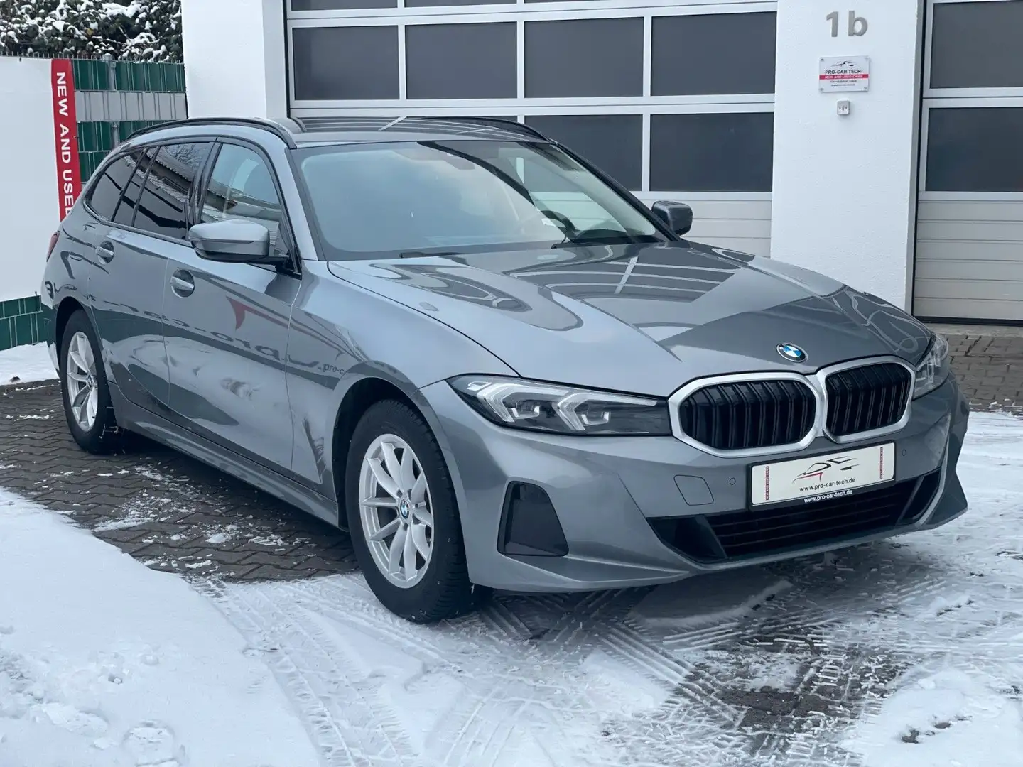 BMW 320 d Touring|Navi|Sportsitze|Active Guard Plus| Gris - 1