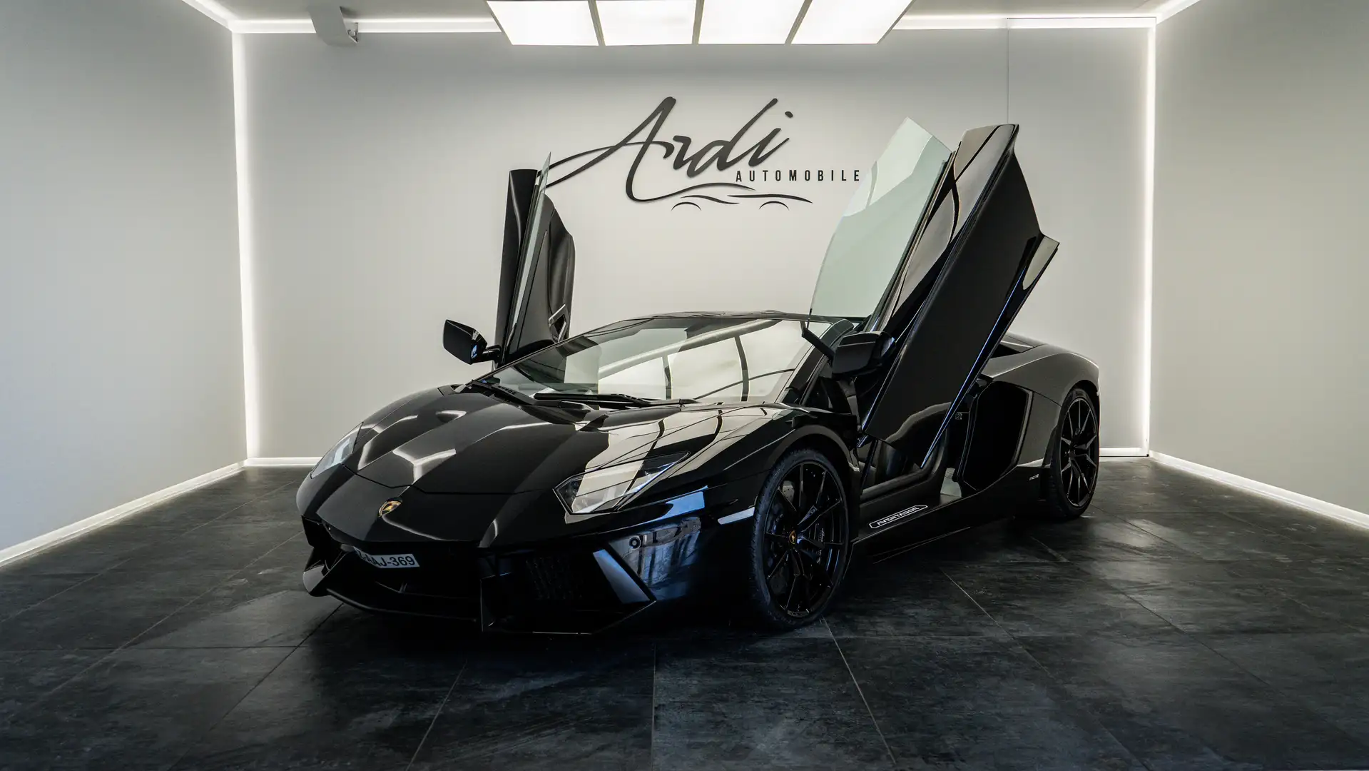 Lamborghini Aventador 6.5i V12 LP700-4*CARBON*LIFT*CAMERA AR*GPS*XENON* Noir - 1