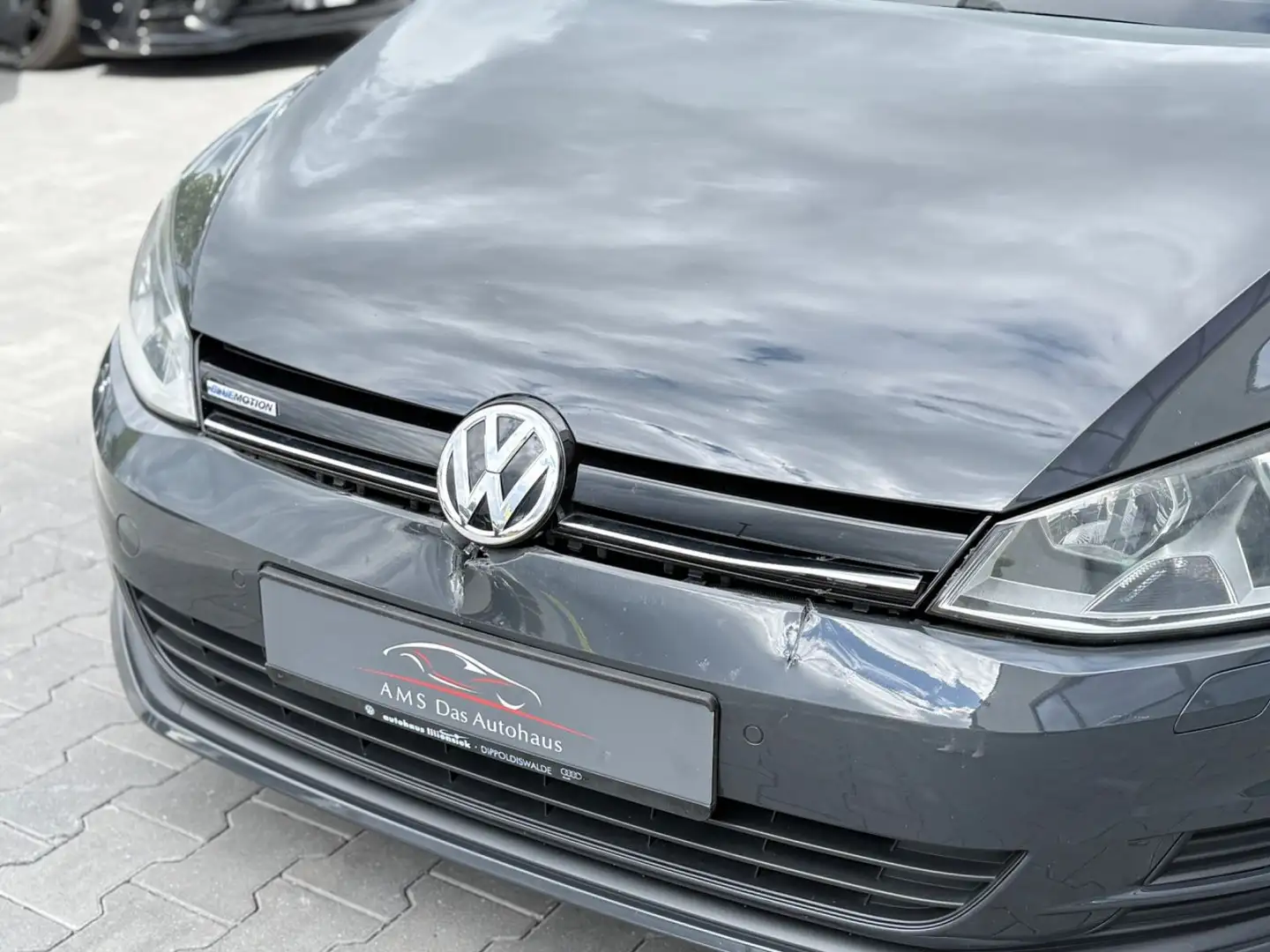 Volkswagen Golf VII Lim. 1.6 TDI Comfortline BlueMotion Grau - 2