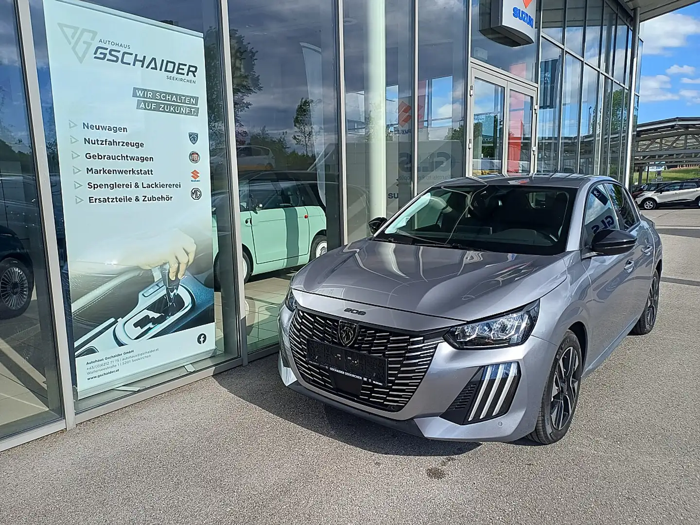 Peugeot 208 PureTech 100 S&S Allure Grau - 1