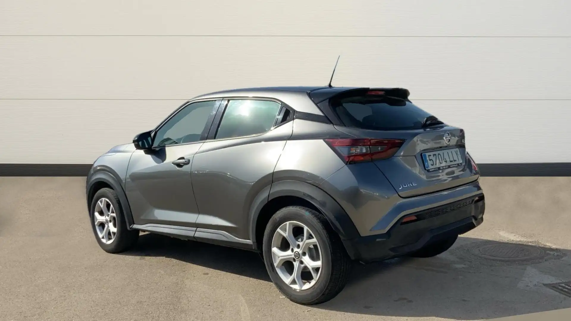 Nissan Juke 1.0 DIG-T Acenta 4x2 117 - 2
