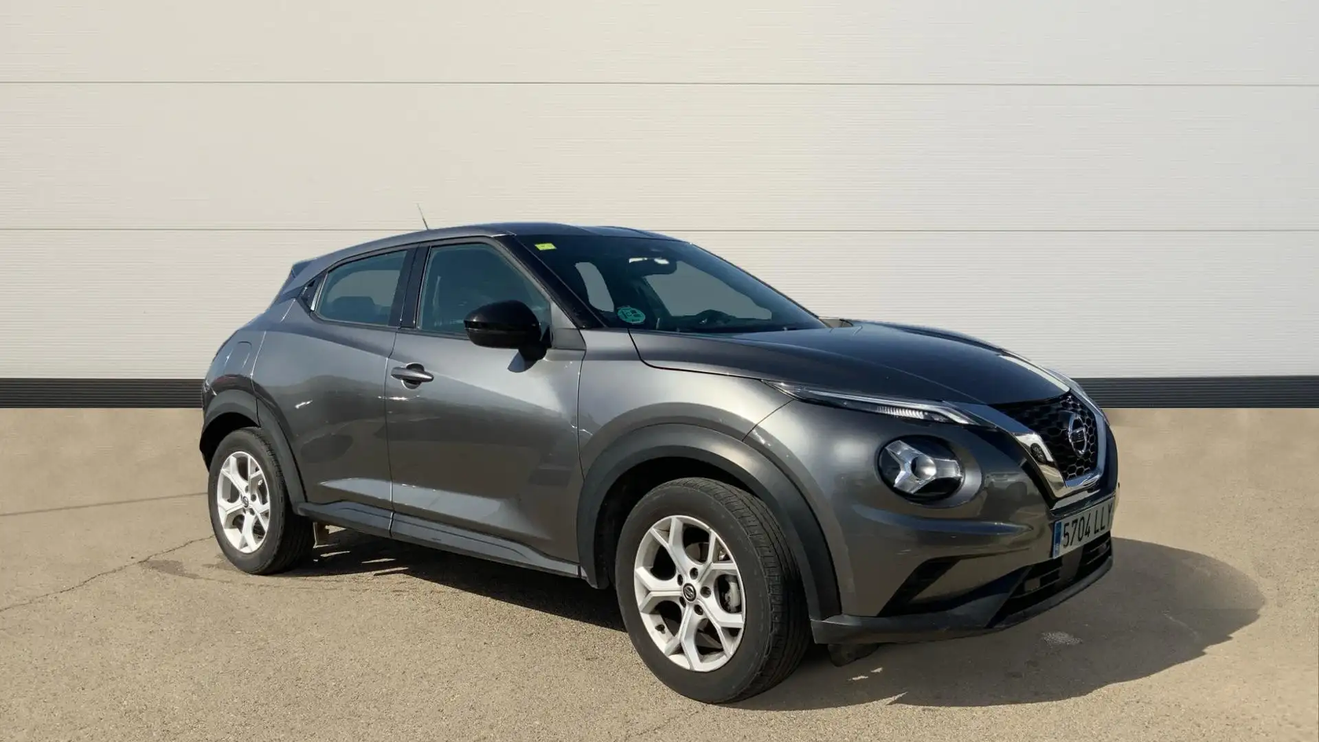 Nissan Juke 1.0 DIG-T Acenta 4x2 117 - 1