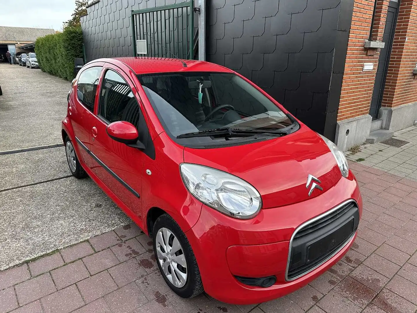Citroen C1 1.0 I MET 111DKM EDITION ACTIVE Rouge - 2
