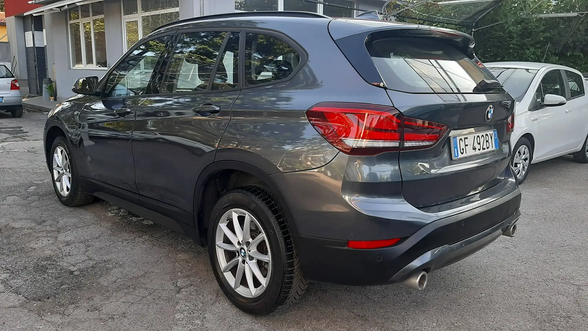 BMW X1 sdrive20d auto Grigio - 2