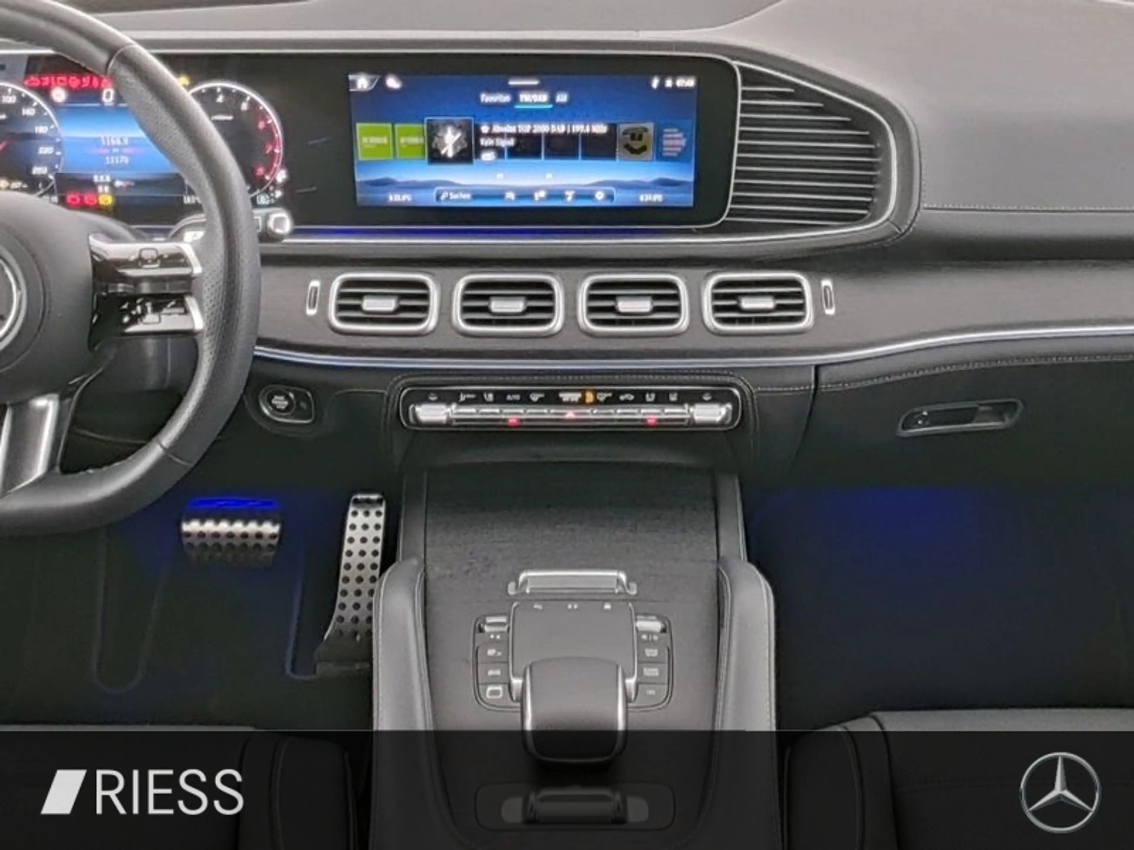 Mercedes-Benz GLS 450 4M AMG Sport Night Distr Pano AHK 23 STDH — photo 10