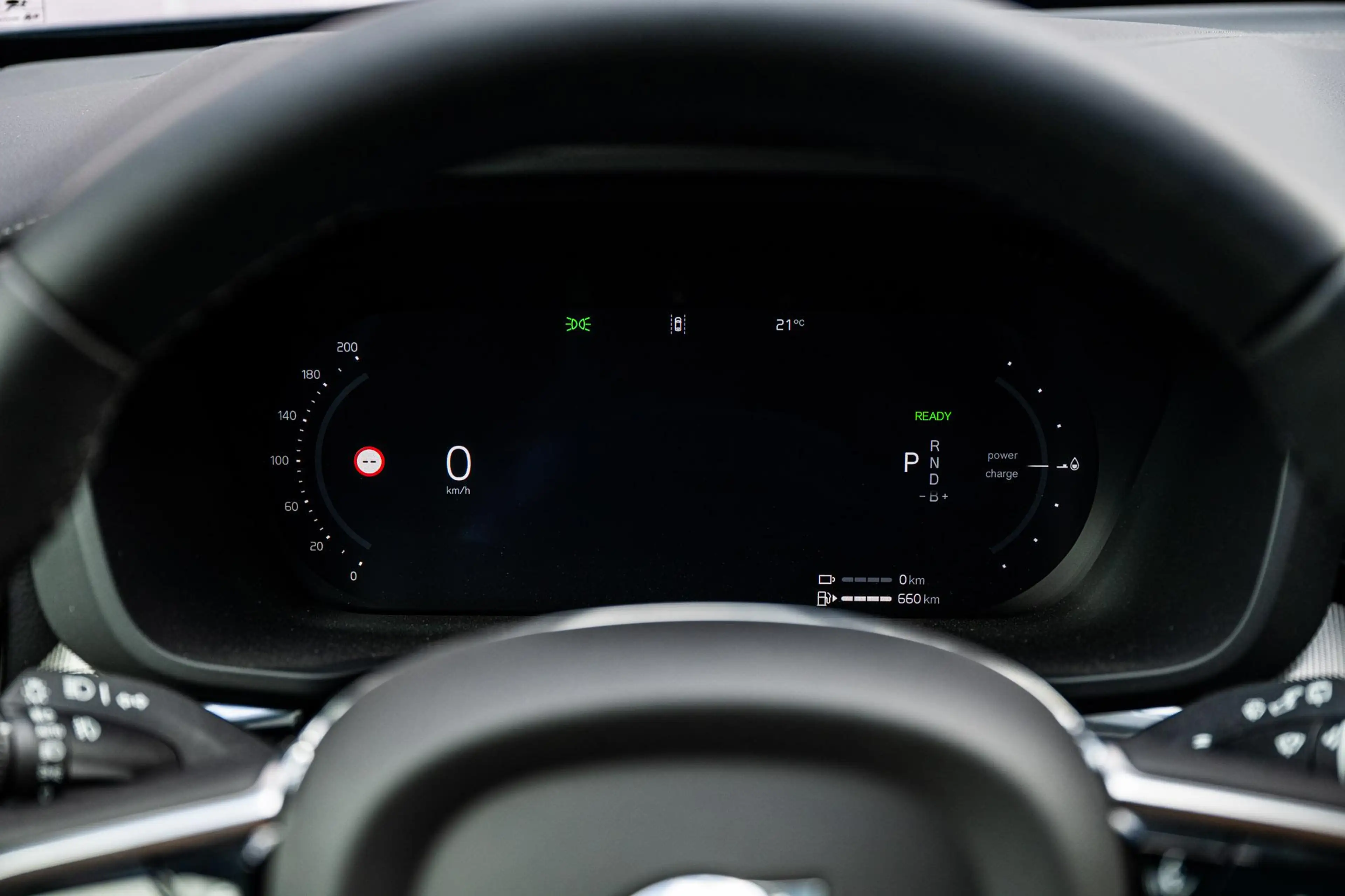Volvo XC60 2.0 T6 Plug-in Hybrid AWD Ultra Black Edition | PH — photo 14