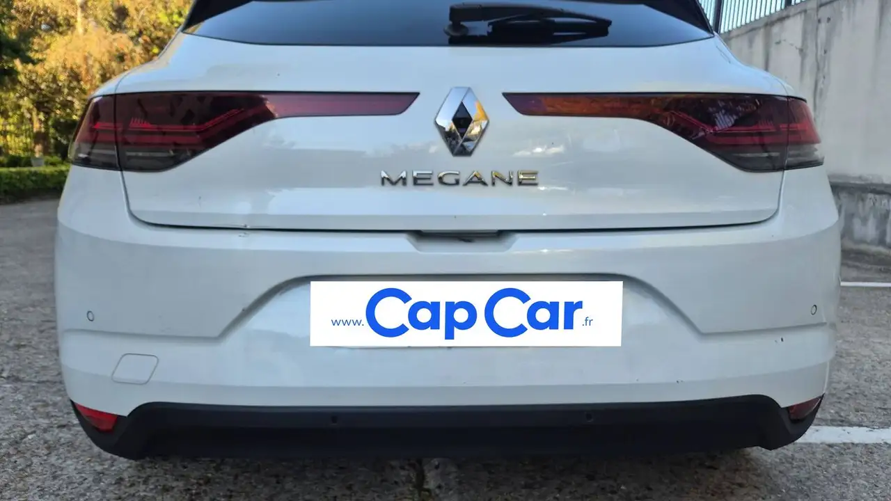 Renault Megane Berline — photo 21