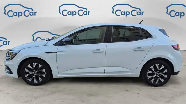 Renault Megane view 2