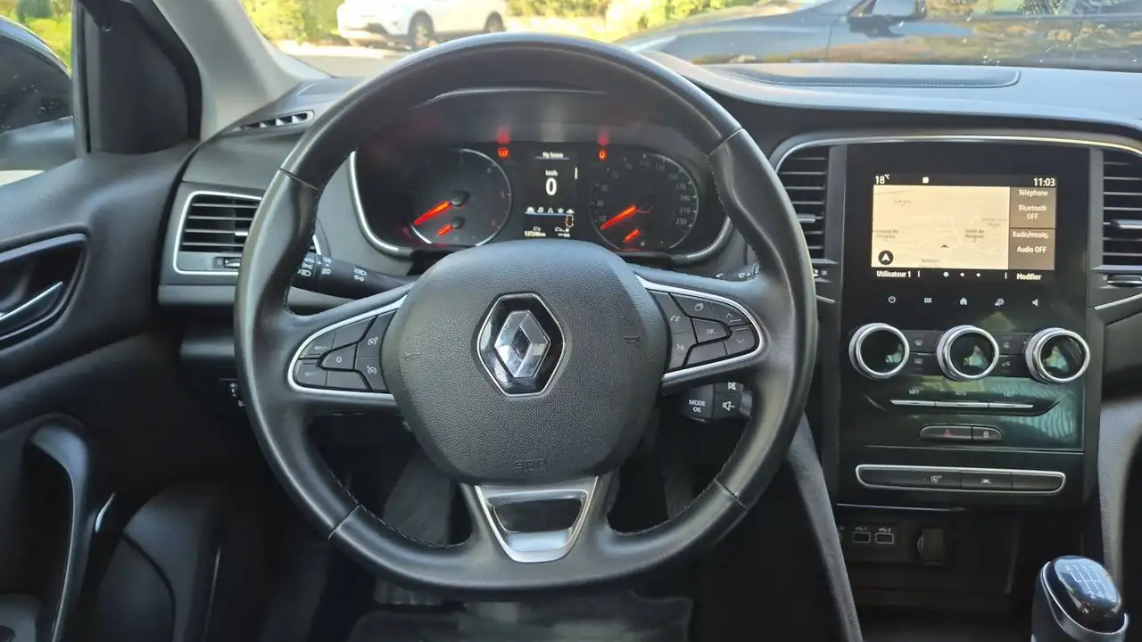Renault Megane Berline — photo 24