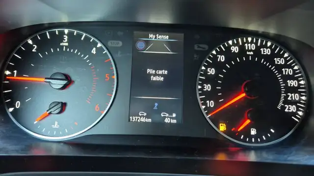 Renault Megane view 12