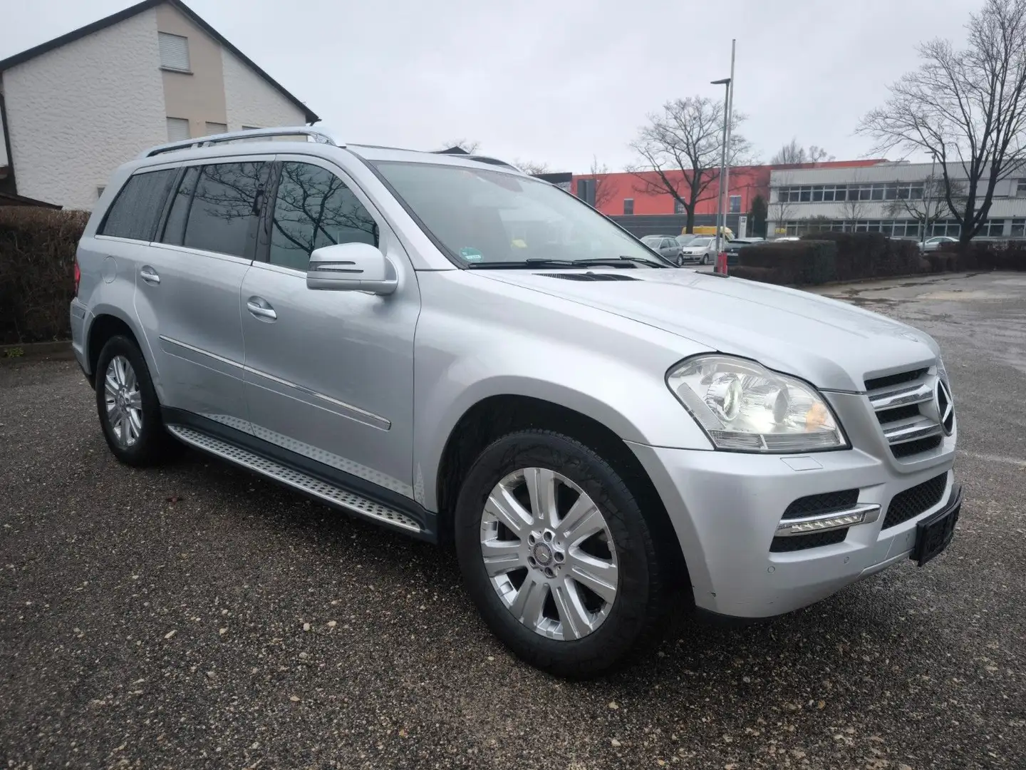 Mercedes-Benz GL 350 CDI BlueEfficiency 4Matic 7 SITZER Plateado - 2