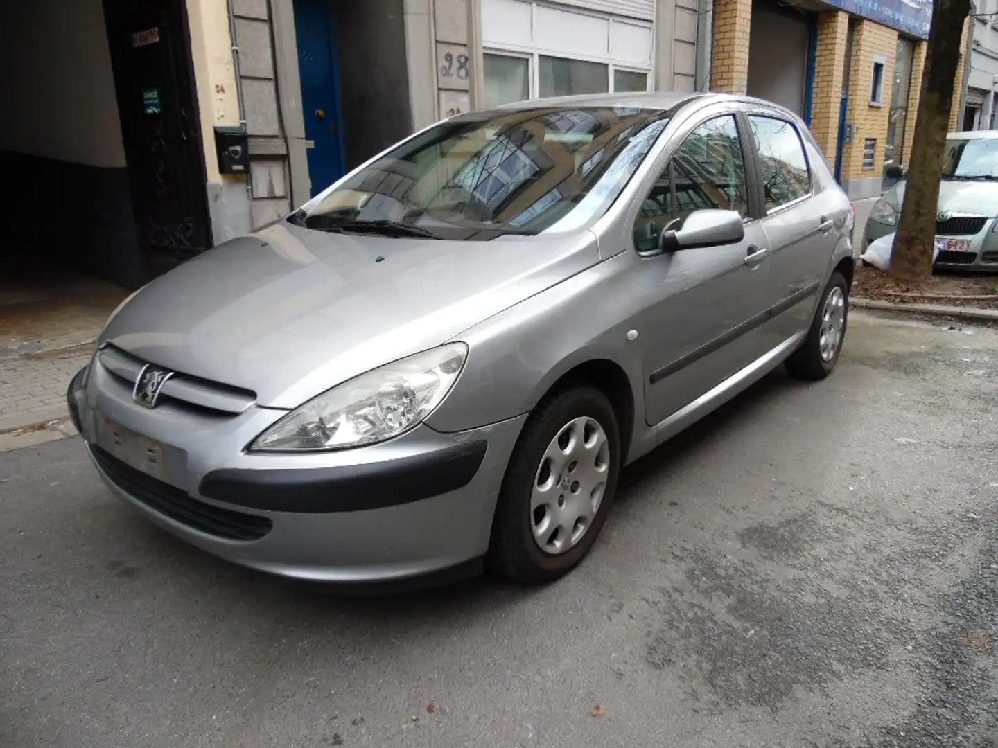 Peugeot 307 1.6i 16V X Line Clim  PRÊT À IMMATRICULER Grijs - 2