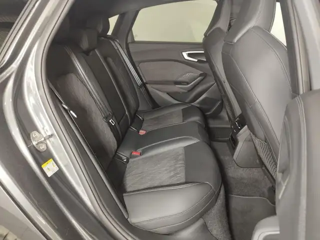 Audi A5 view 7