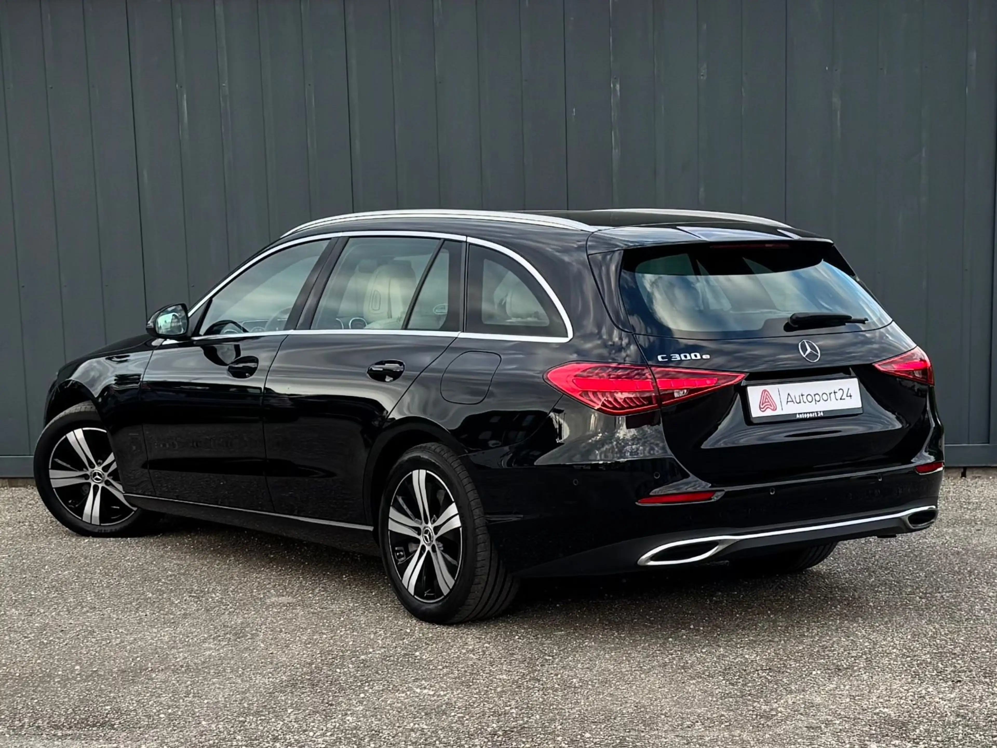 Mercedes-Benz C 300 C T-Modell C 300 e*313ps*Garantie*Voll Led — photo 5