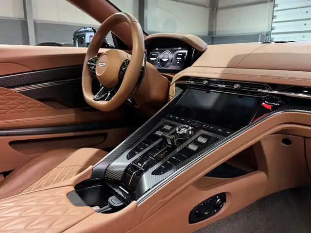 Aston Martin DB12 view 18