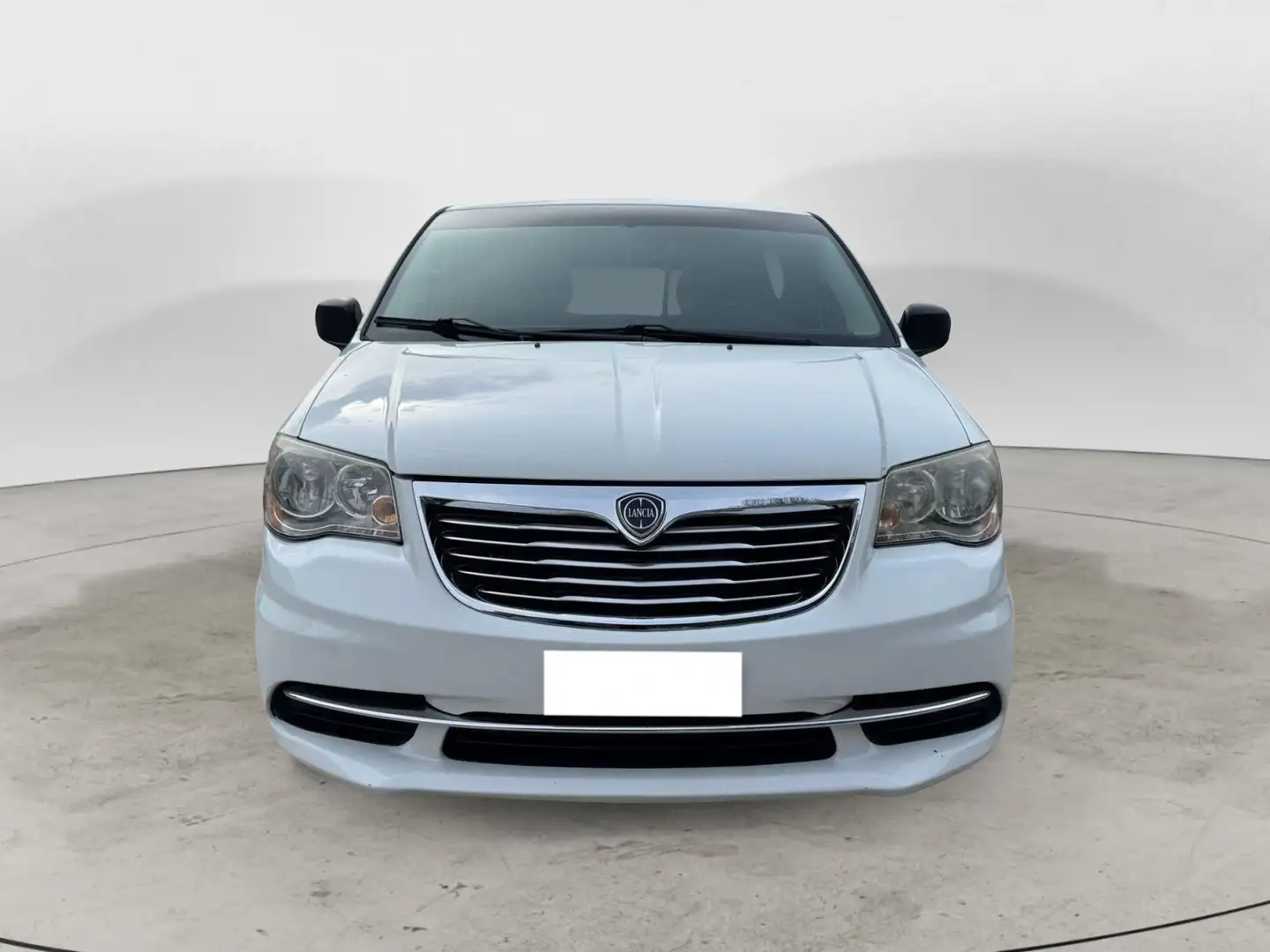Lancia Voyager Voyager 2.8 Turbodiesel Platinum 177 CV 24 MESI D Alb - 2