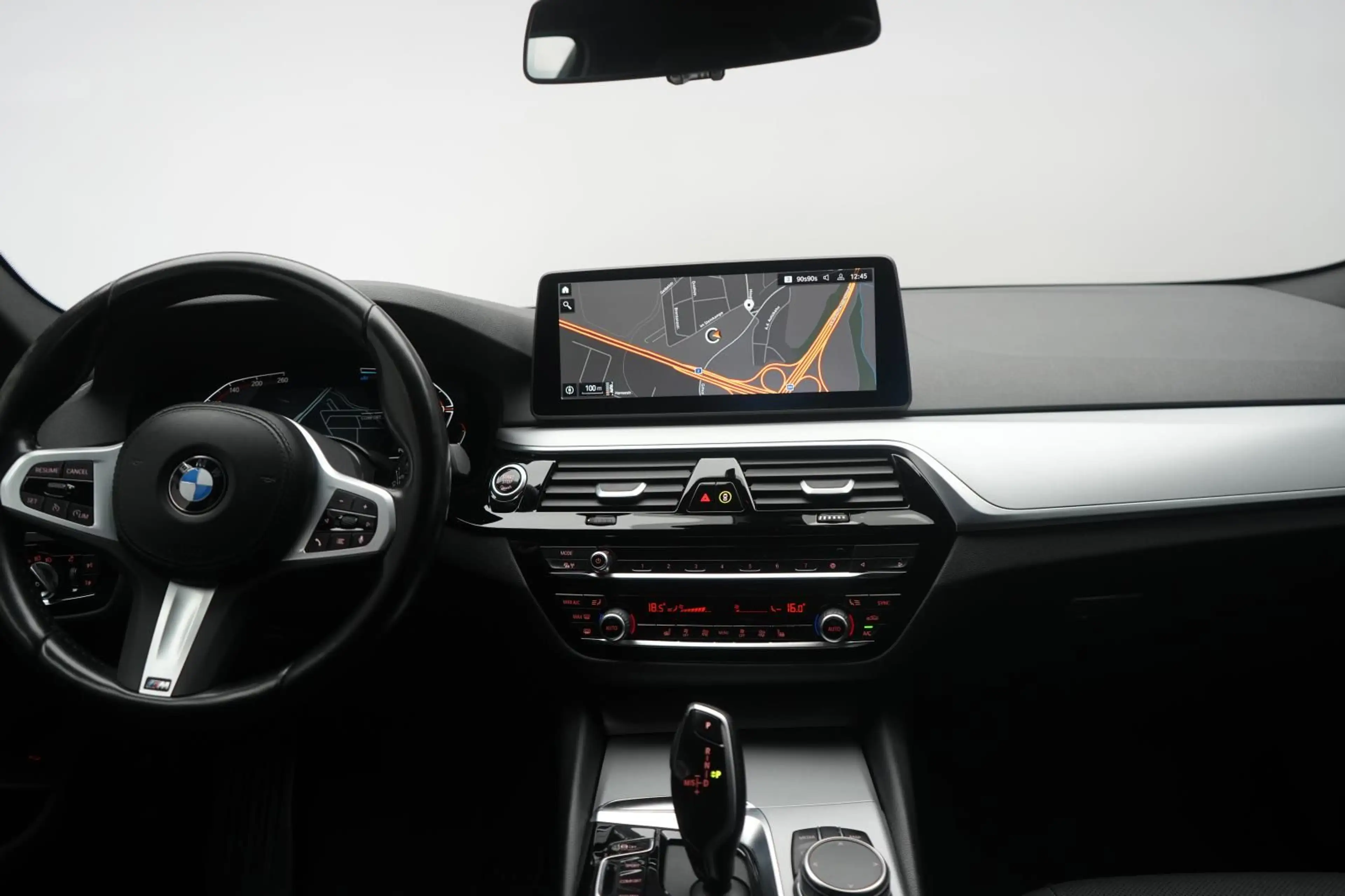 BMW 520 520d M Sport Leder/Temp/Virtual/CarPlay — photo 14