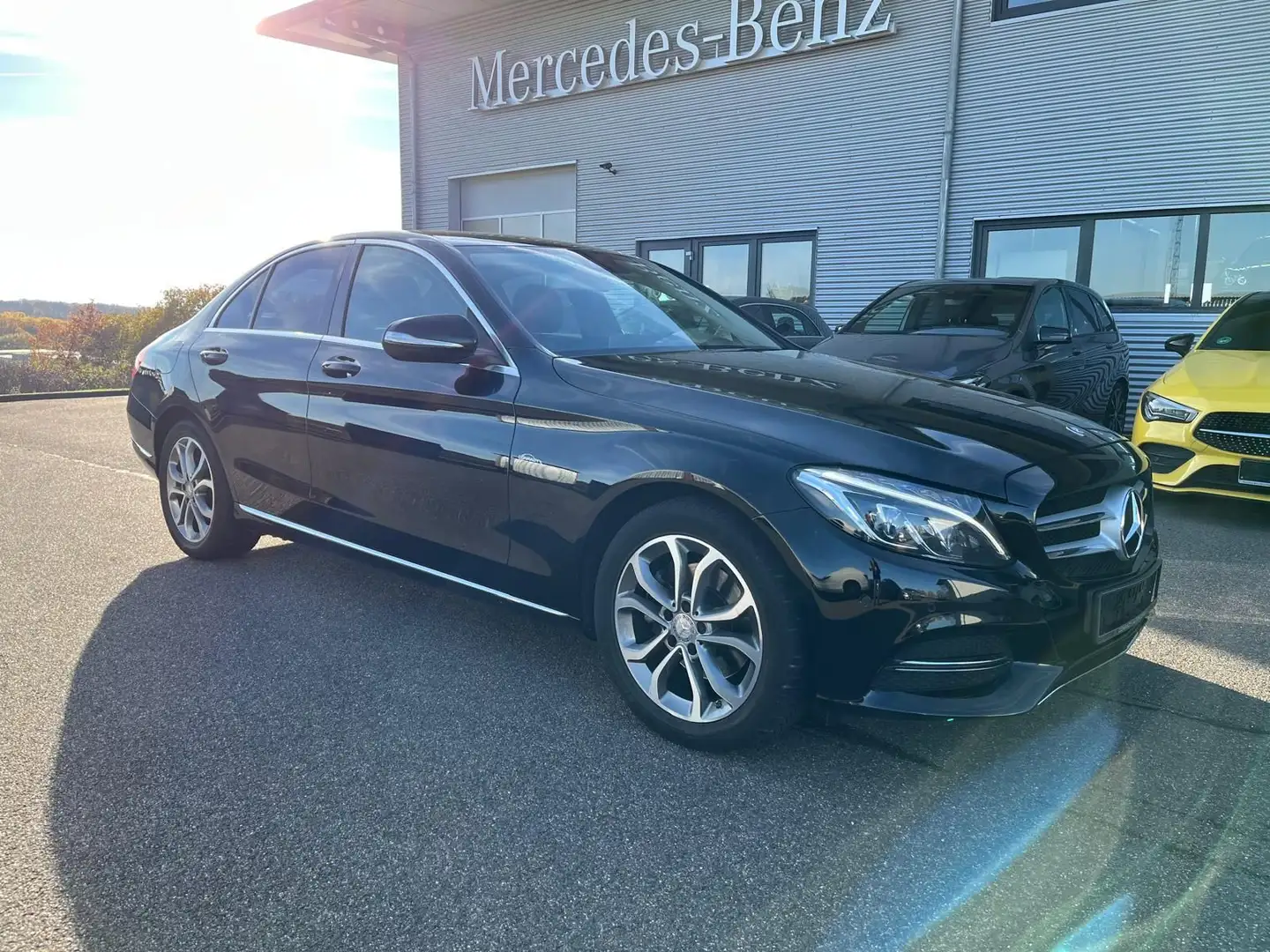Mercedes-Benz C 200 *LED*Burmester*Garantie*SHZ*Comand Schwarz - 1