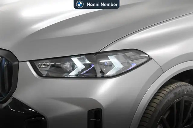 BMW X5 view 5