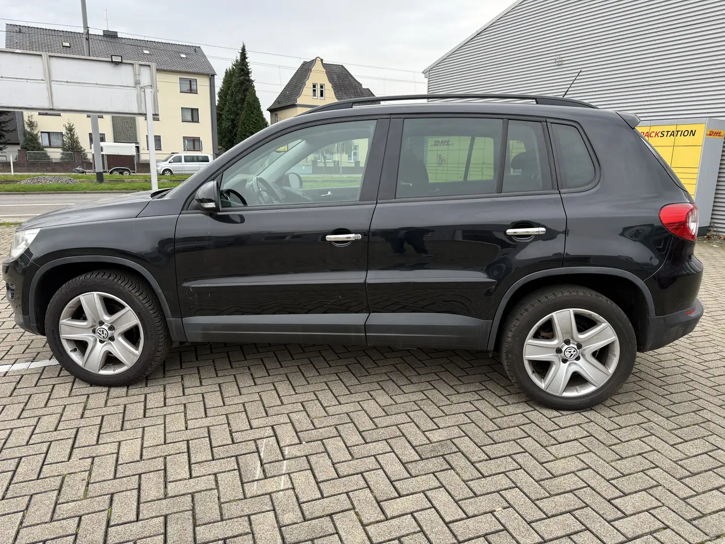 Volkswagen Tiguan 4 Motion/ Automatik /Navi / Steuerkette neu Schwarz - 2
