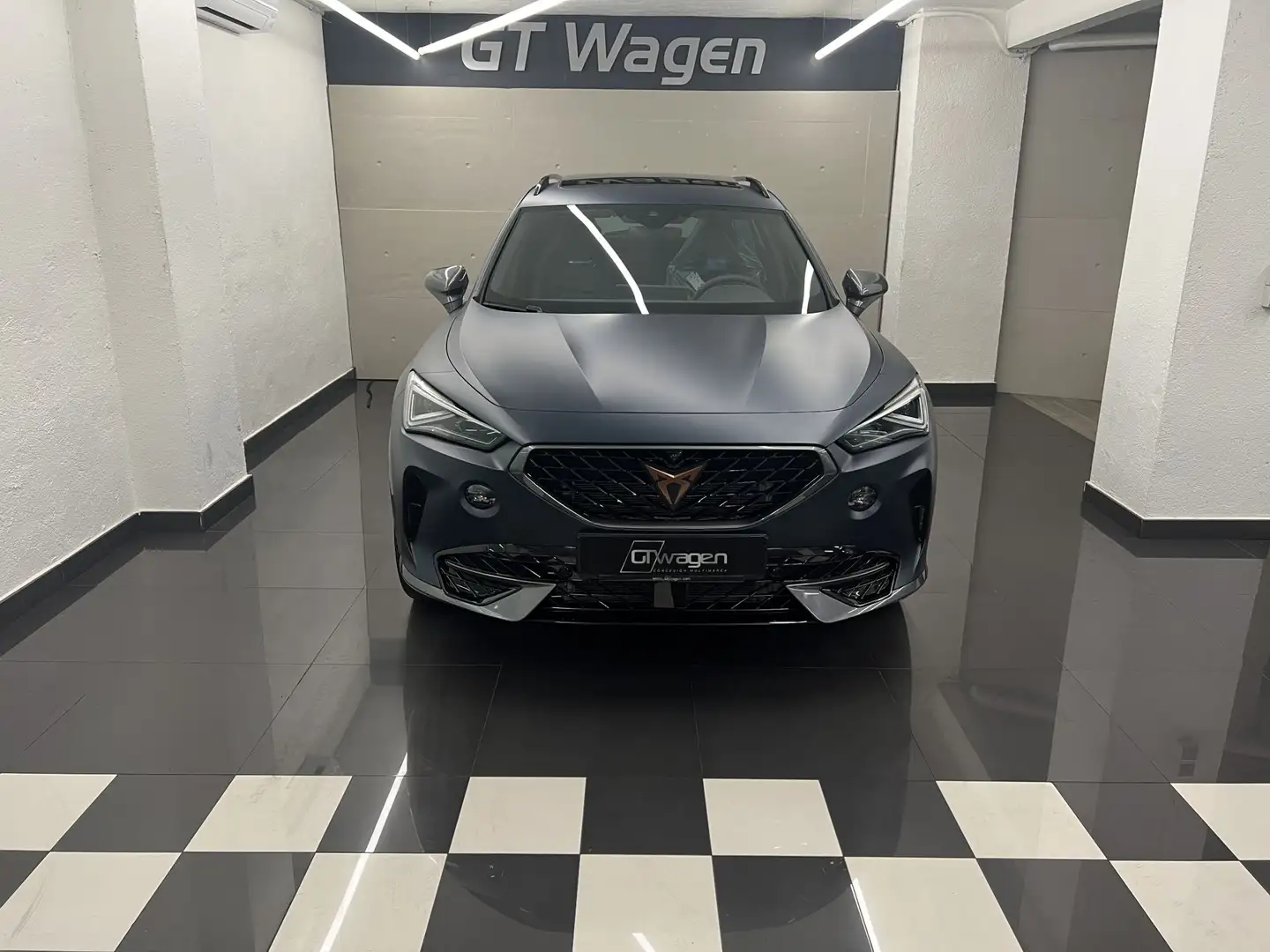 CUPRA Formentor 1.4 e-Hybrid 180kW (245 CV) VZ DSG Azul - 1