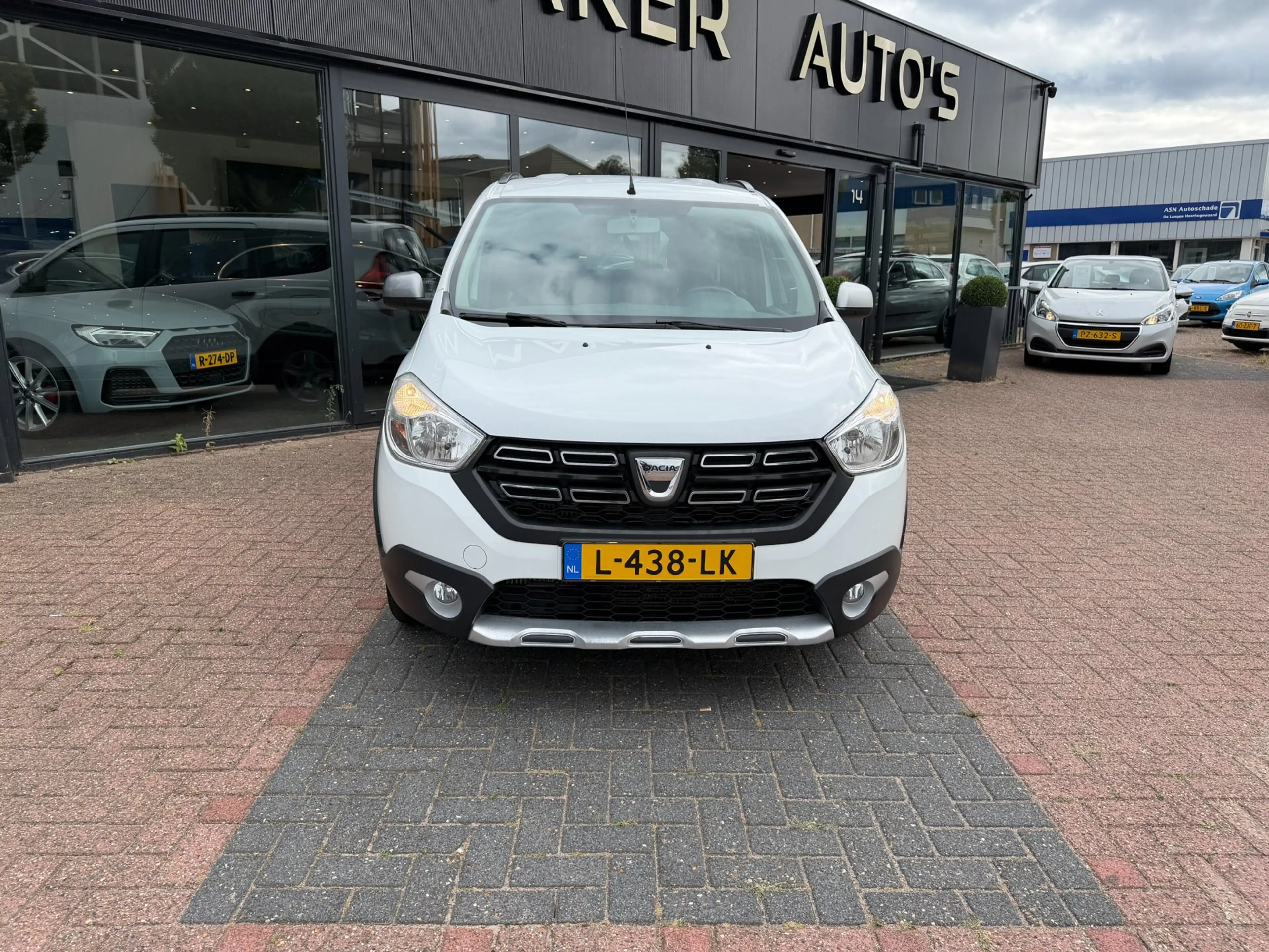 Dacia Lodgy 1.2 TCe Stepway 7p. Airco|Cruise|NAVI|PDC! — photo 5