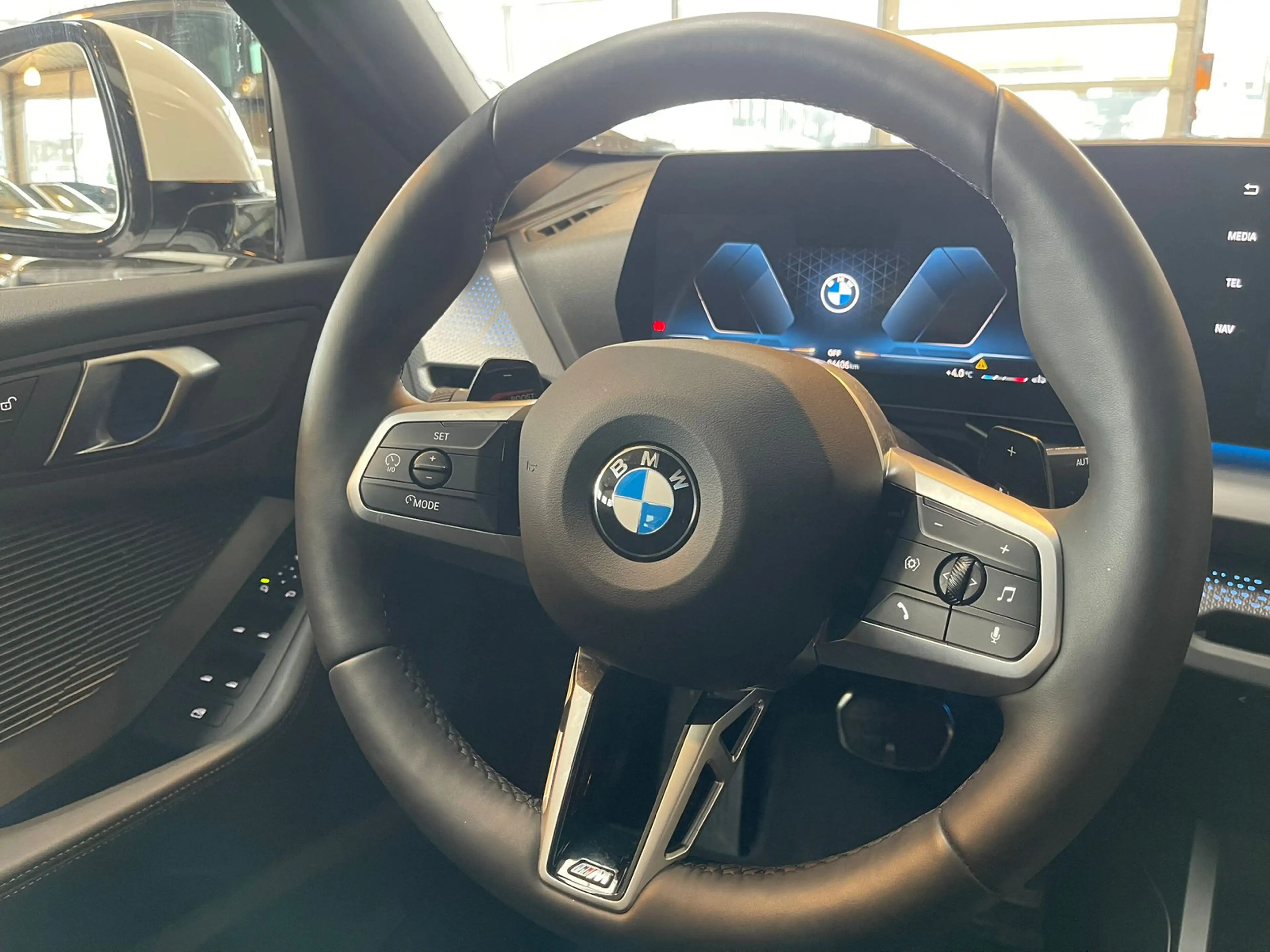 BMW 120 i M Sport Dr.As+/19" — photo 10