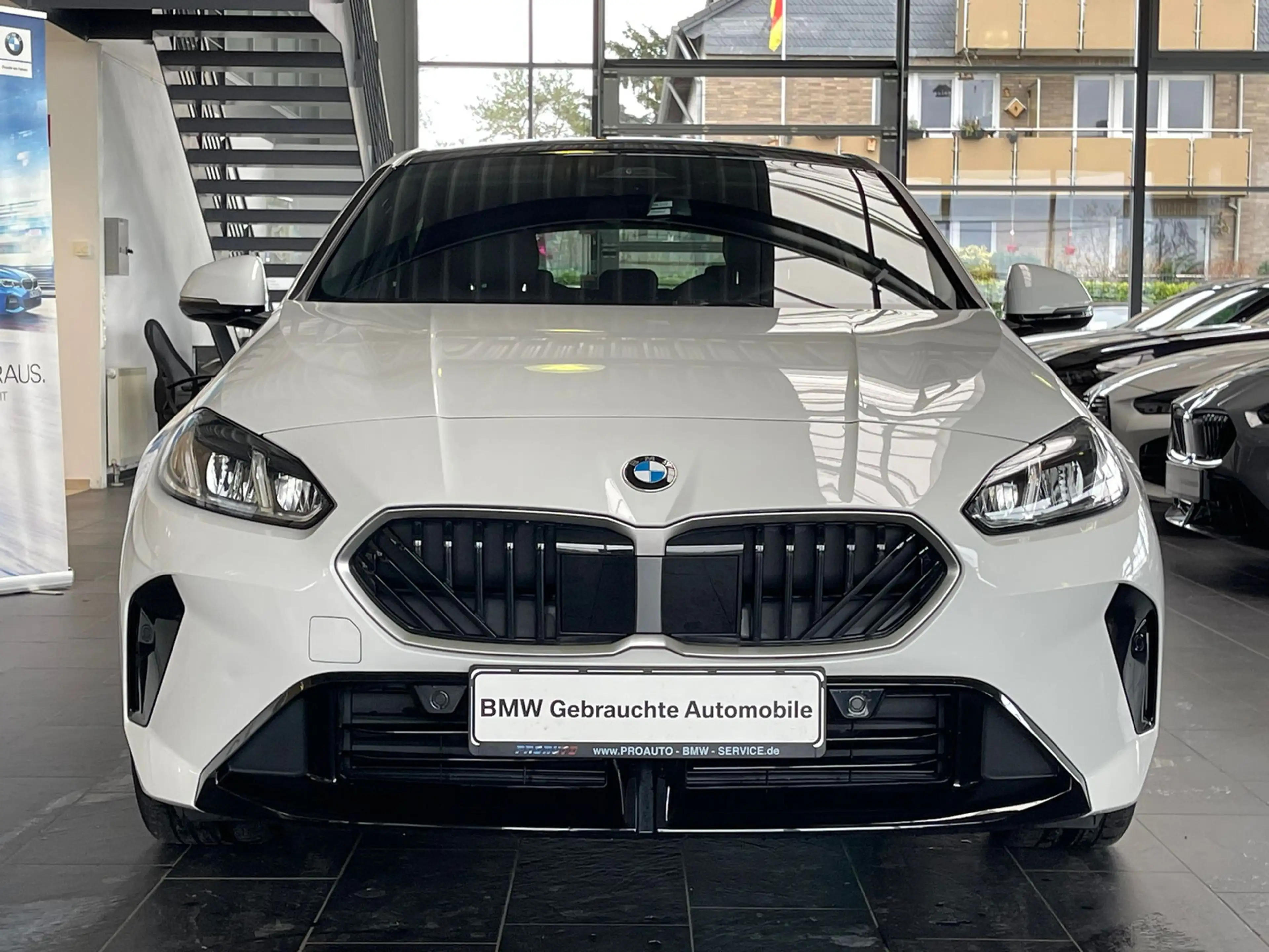 BMW 120 i M Sport Dr.As+/19" — photo 2
