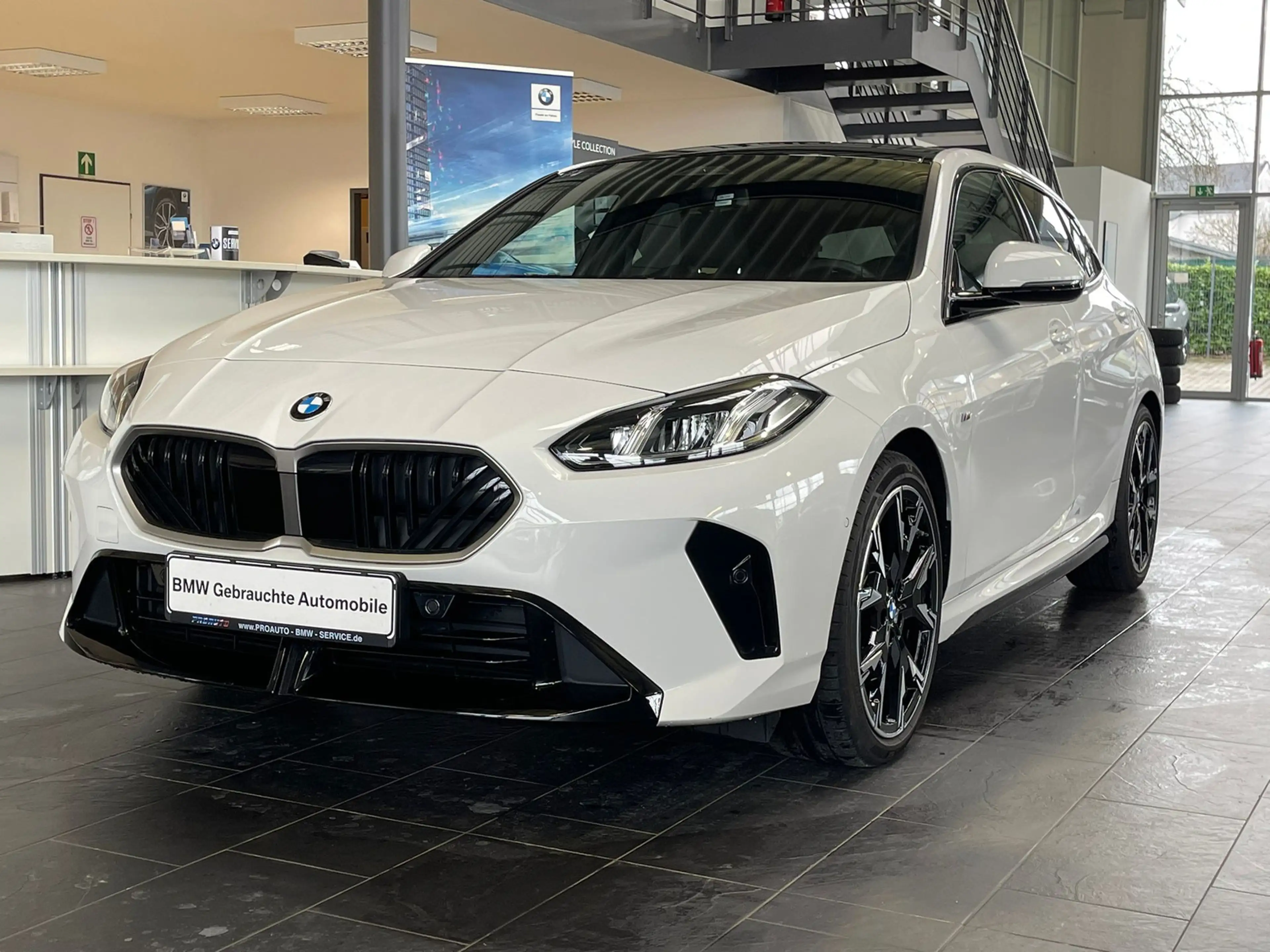 BMW 120 i M Sport Dr.As+/19" — photo 3