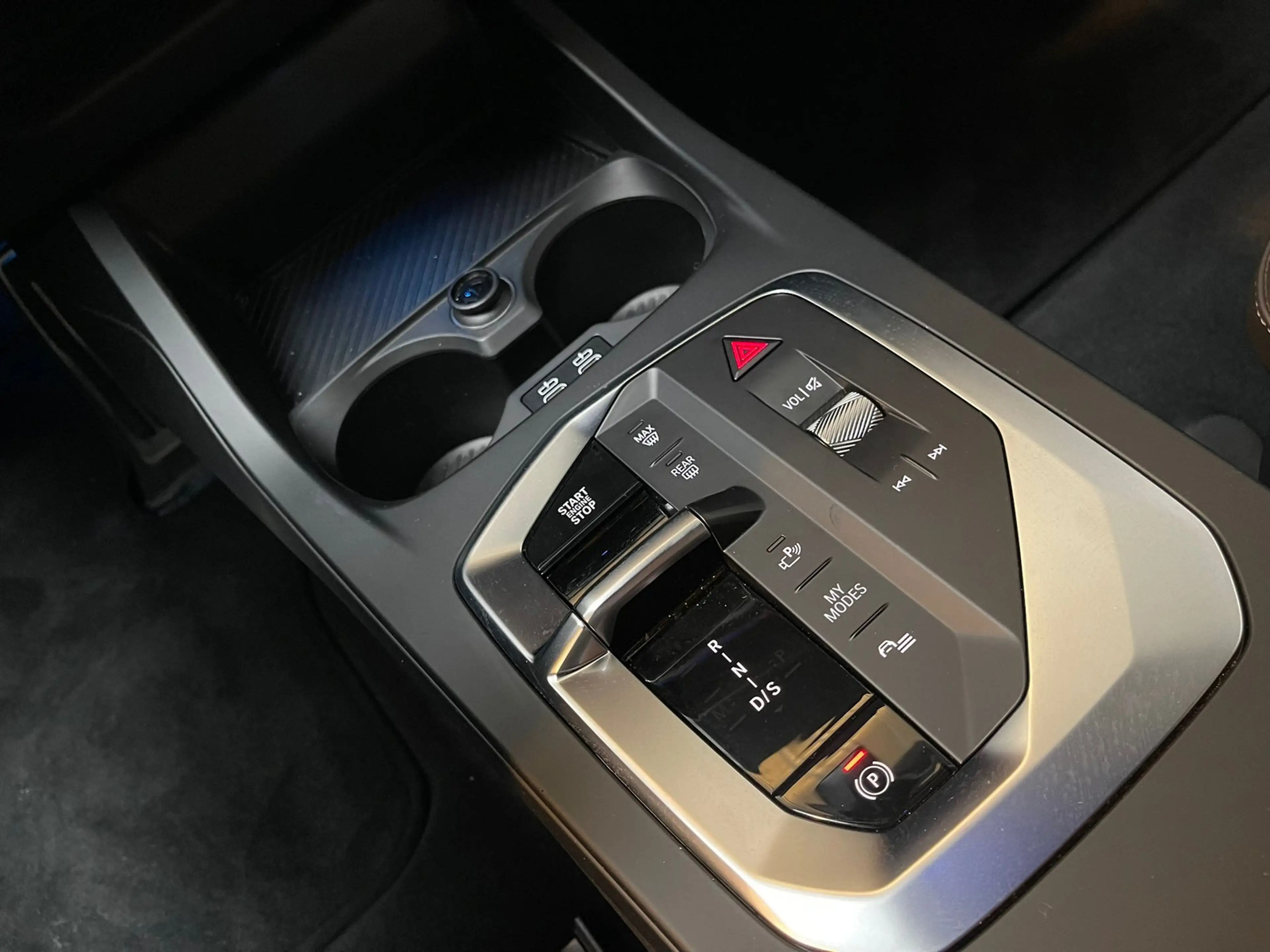 BMW 120 i M Sport Dr.As+/19" — photo 12