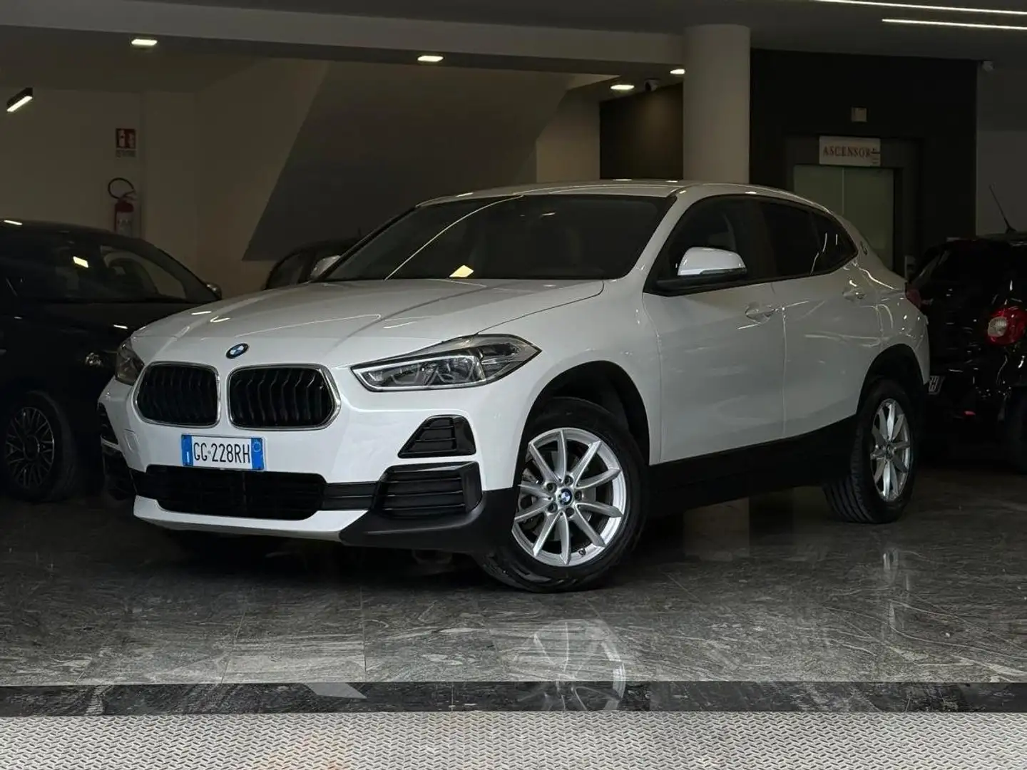 BMW X2 X2 F39 sdrive18d Advantage auto Bianco - 1