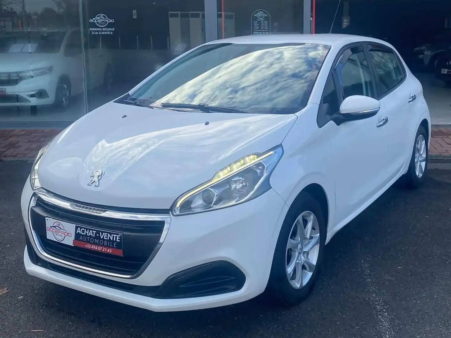 Peugeot 208 208 1.6 BlueHDi Style Blanc - 1