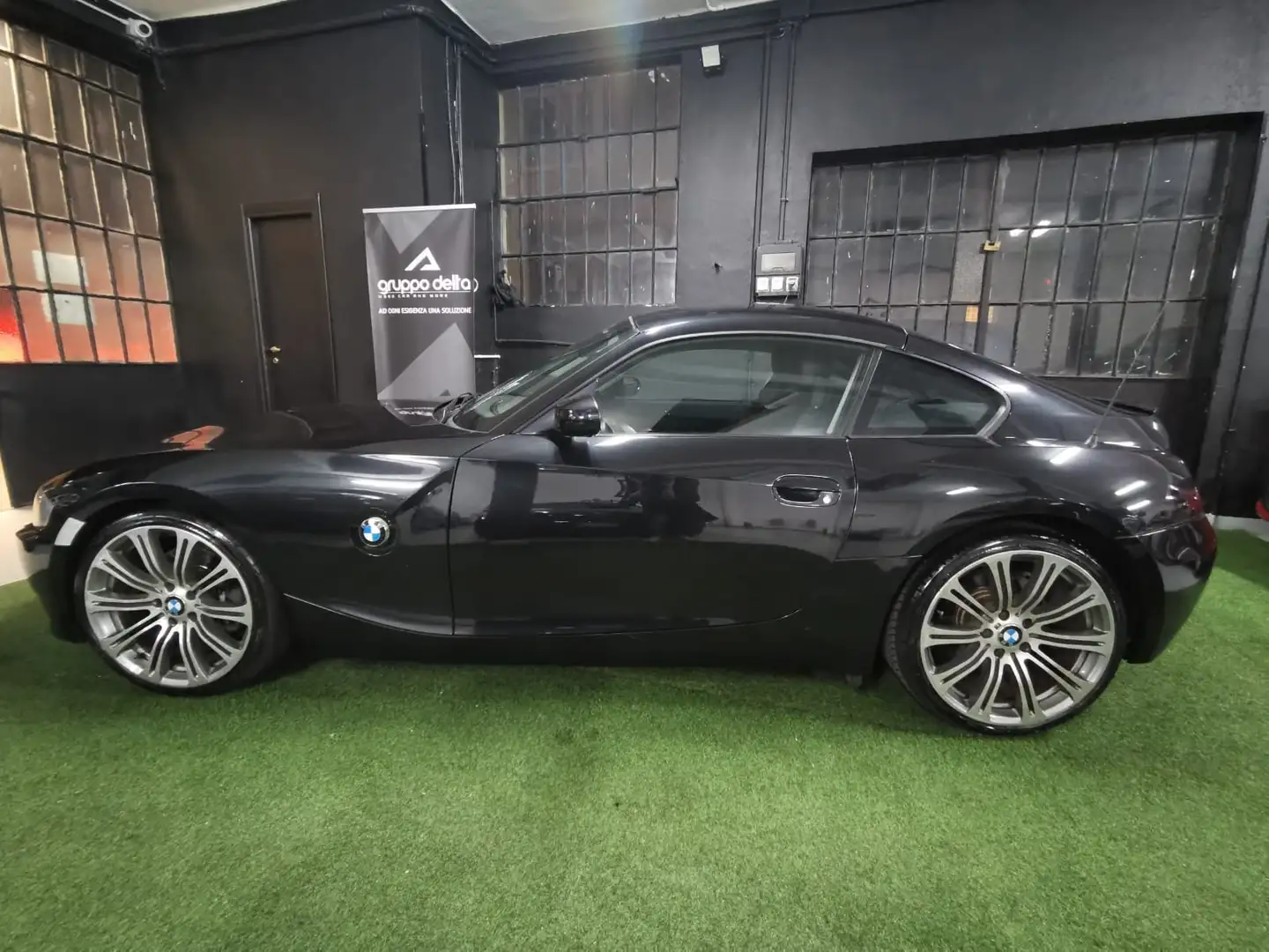 BMW Z4 Z4 E85 Coupe 3.0si Schwarz - 2