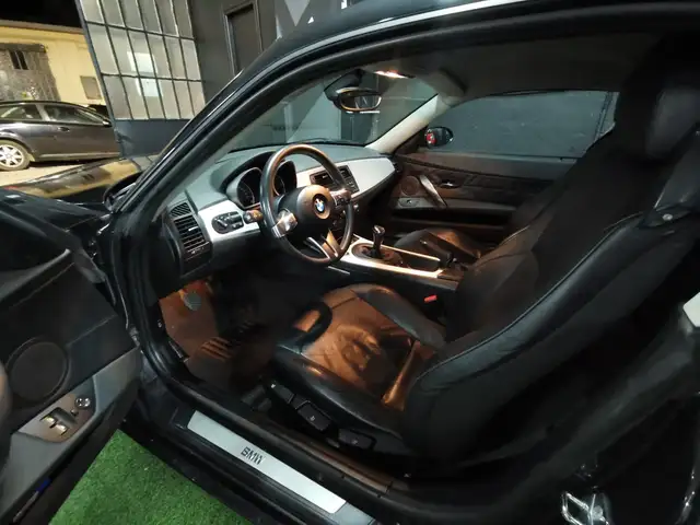 BMW Z4 view 8